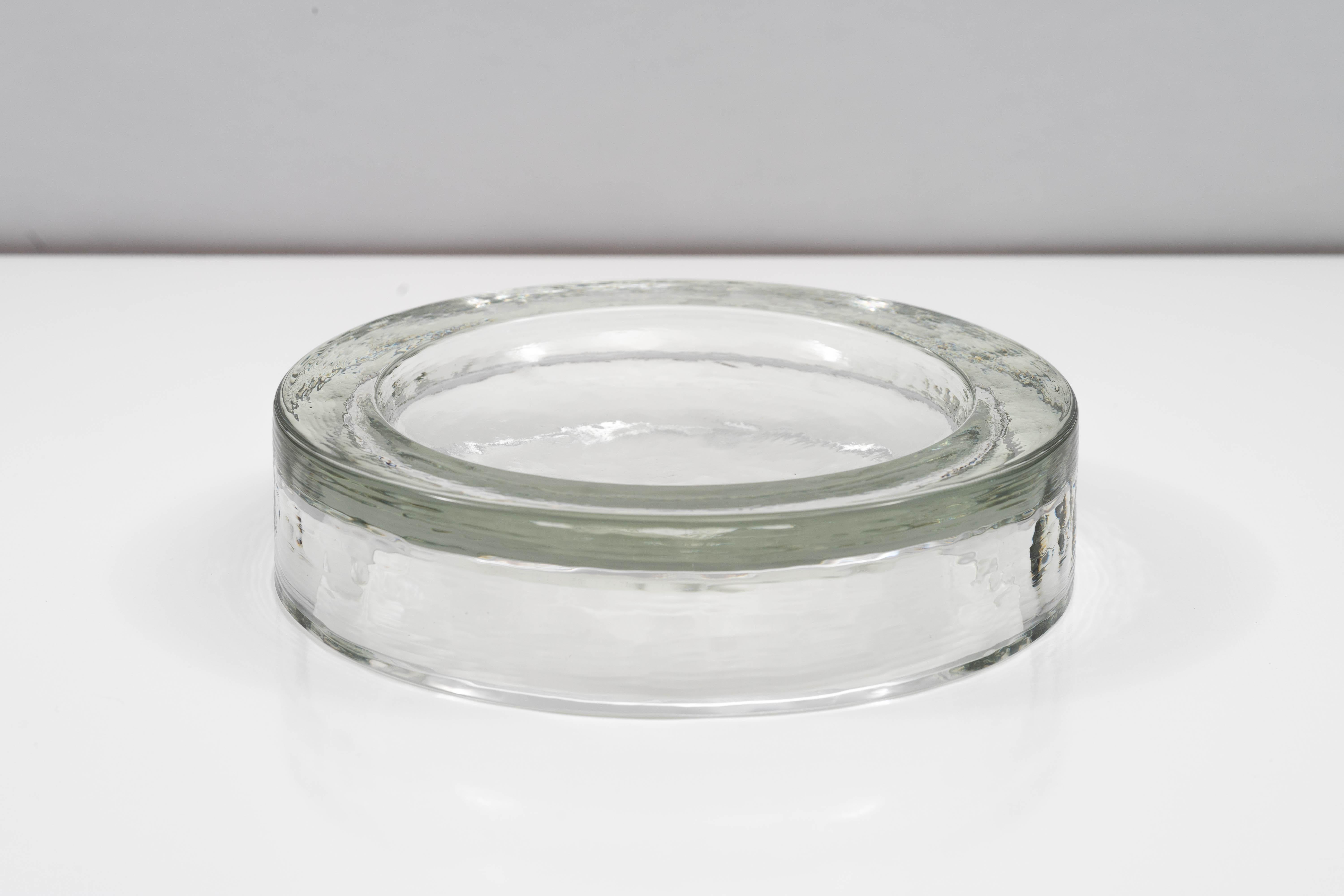 Clear Textured Glass Low Dish by Barbini Murano, circa 1970 In Good Condition In Los Angeles, CA