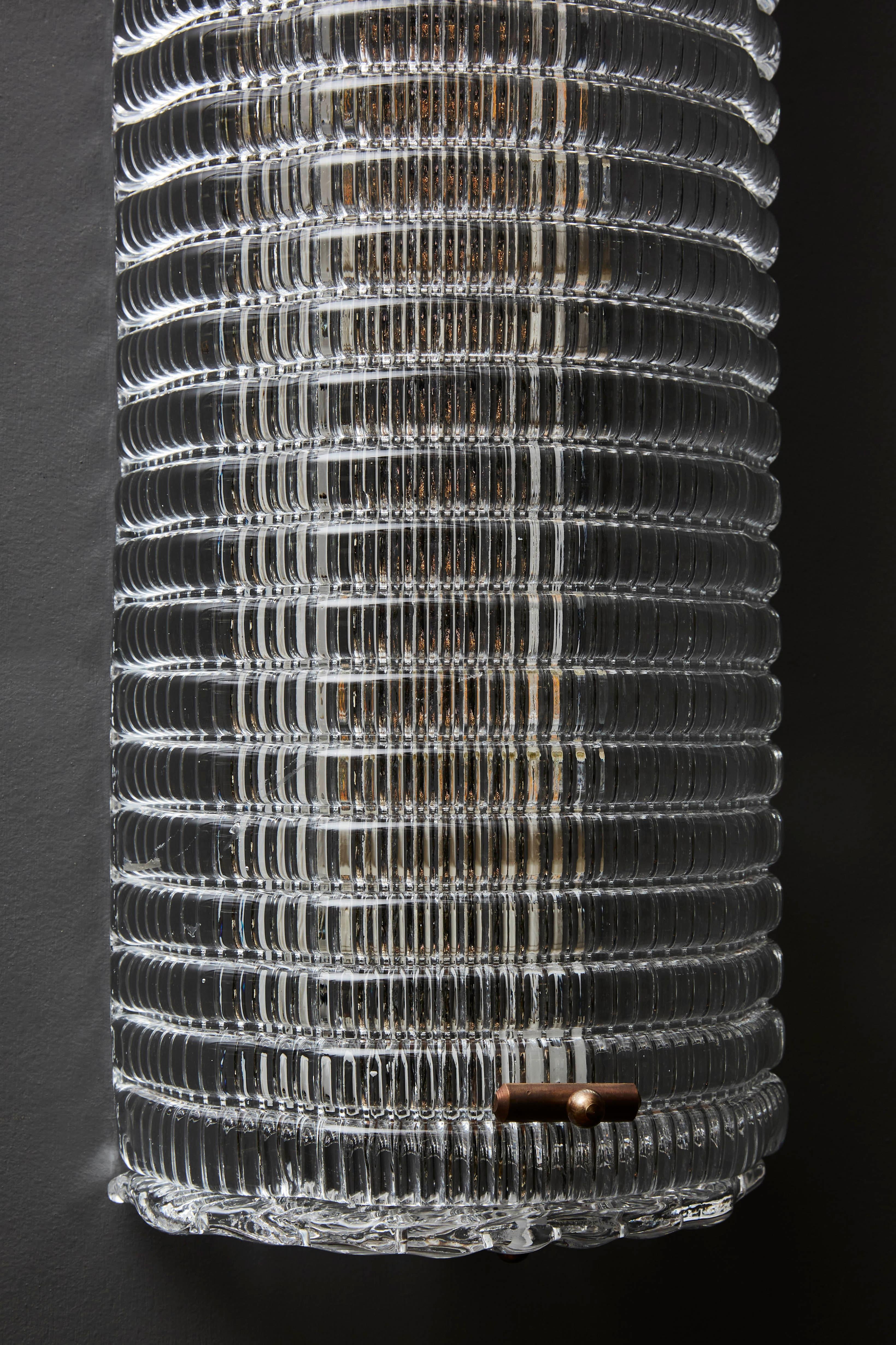 XXIe siècle et contemporain Verre de Murano texturé transparent avec monture en laiton en vente
