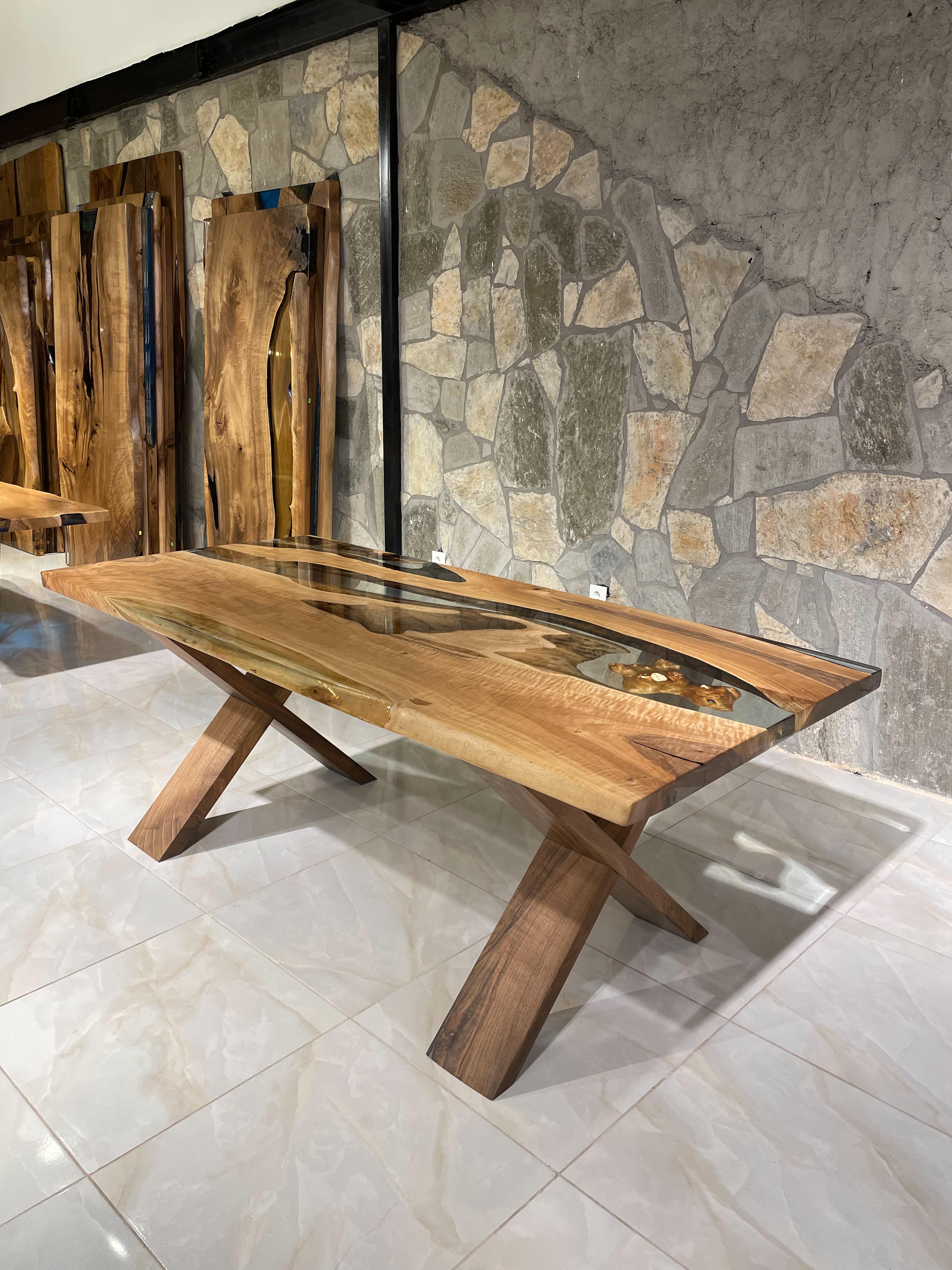 Table en résine de bois de noyer clair - Cuisine en bois Meubles sur mesure en vente 9