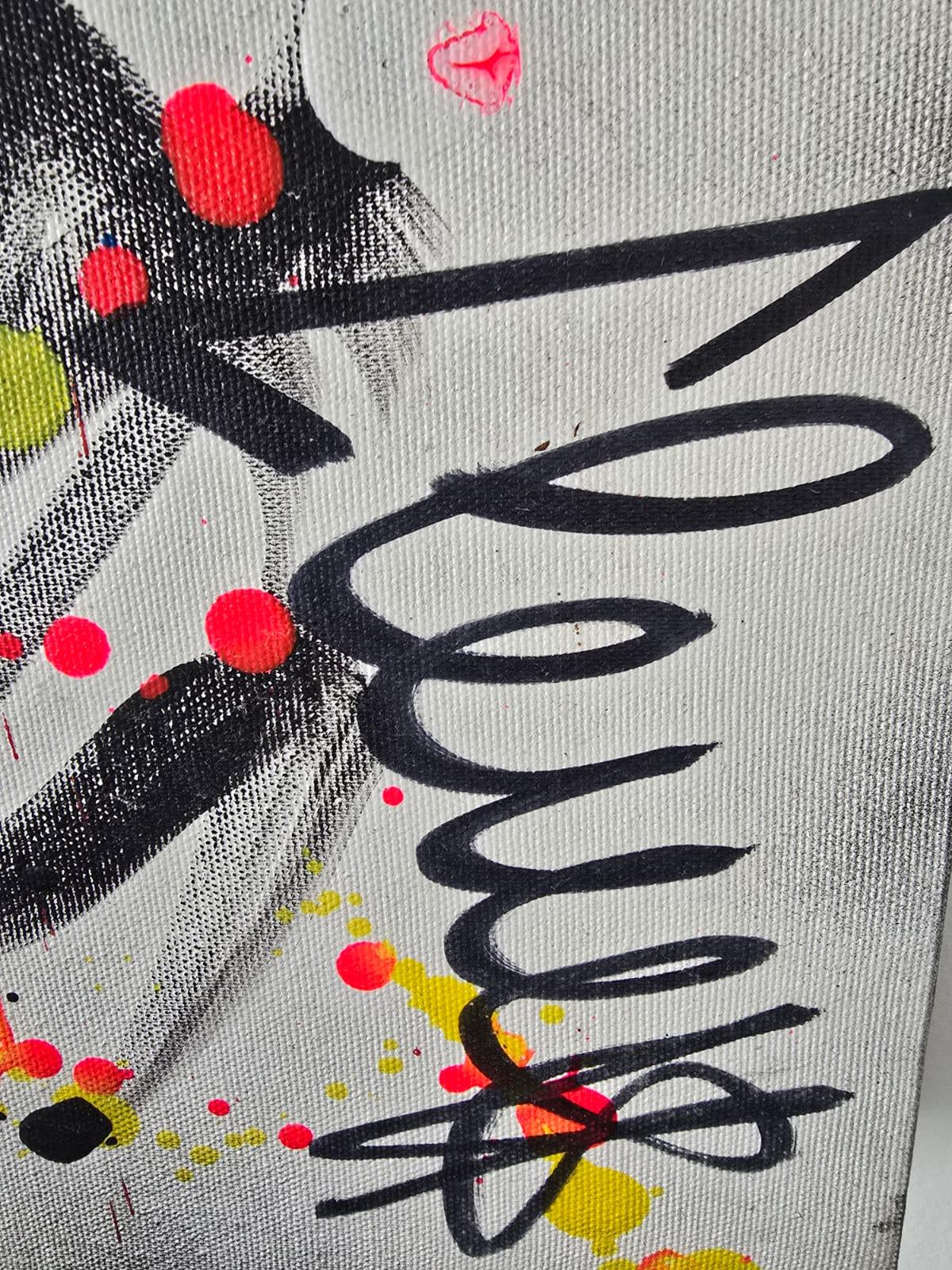 Clem$ est né en 1974 en France. Autodidacte, il s'est montré très tôt doué pour le dessin et la caricature. Après un intérêt précoce, il s'est détourné pendant un certain temps - il a exploré la musique électronique avant de revenir pleinement à