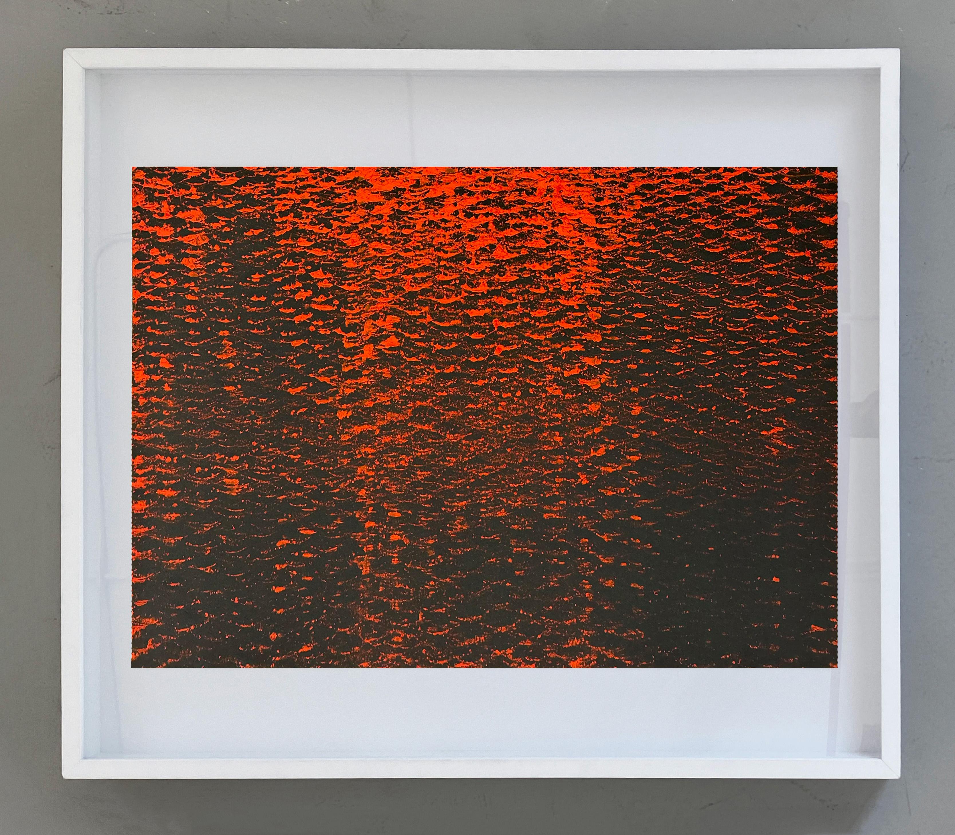 Rot und Schwarz I & II, Expanded Metal Painting, Rot und Schwarz. Diptychon im Angebot 4