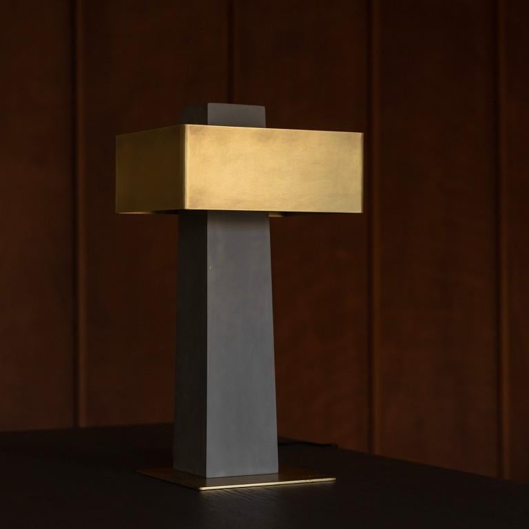 Clément Cauvet Lámpara de mesa 'IOTA' de hormigón y acero para DCW éditions Paris Francés en venta