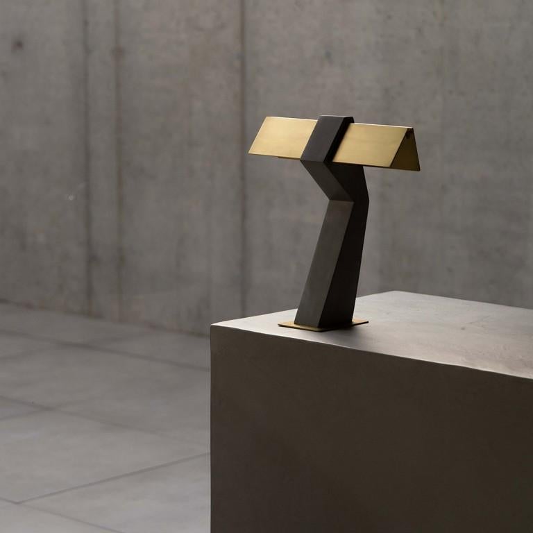 Clément Cauvet Lámpara de mesa 'TAU' de hormigón y acero para DCW éditions Paris Hecho a mano en venta