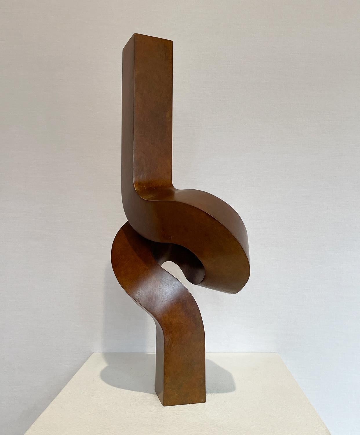 Minimalistische Bronzeskulptur „Upright“  im Angebot 3