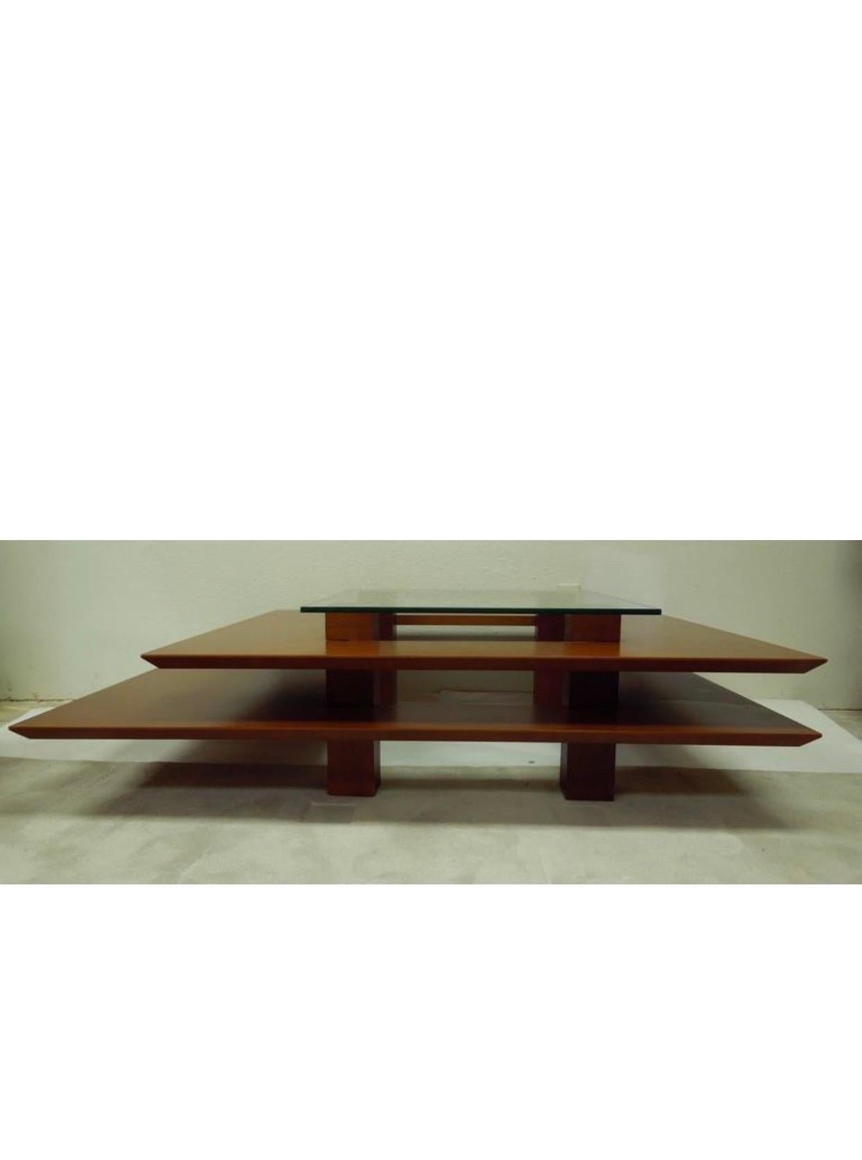 Clemmer Heidsieck Three-Tier 1990s French Modern Coffee Table In Good Condition For Sale In Palm Springs, CA