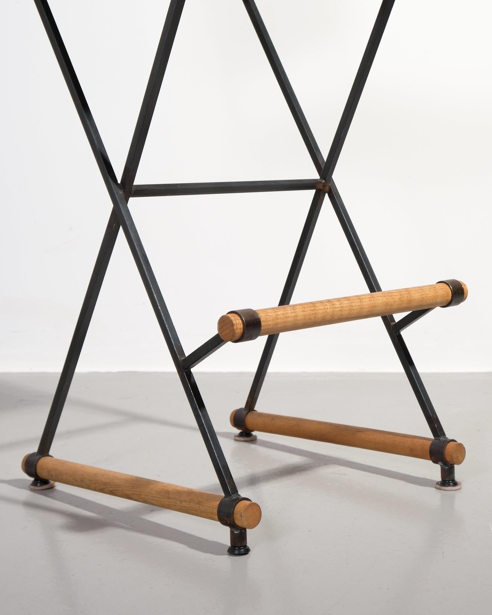 Steel Cleo Baldon, Red Bar Stools
