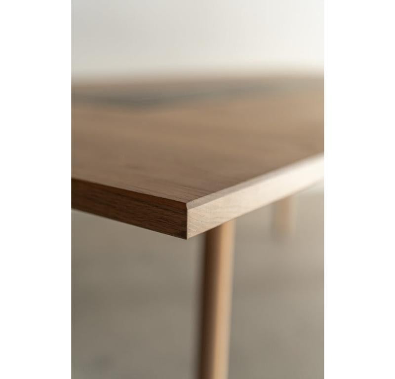 Américain Table à manger Cleo en vente