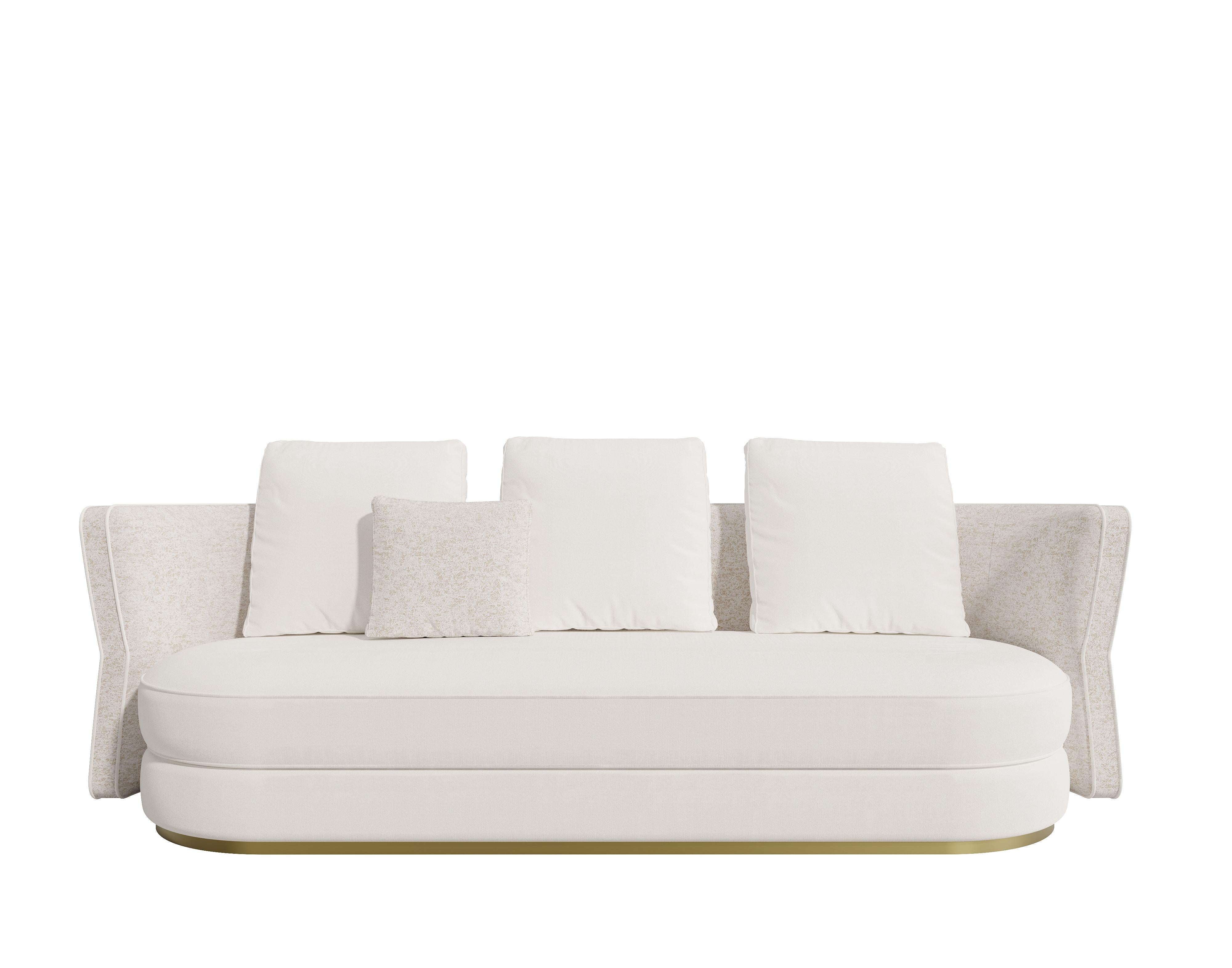 Contemporary CLEO Elegant Sofa with Sculptural Silhouette For Sale