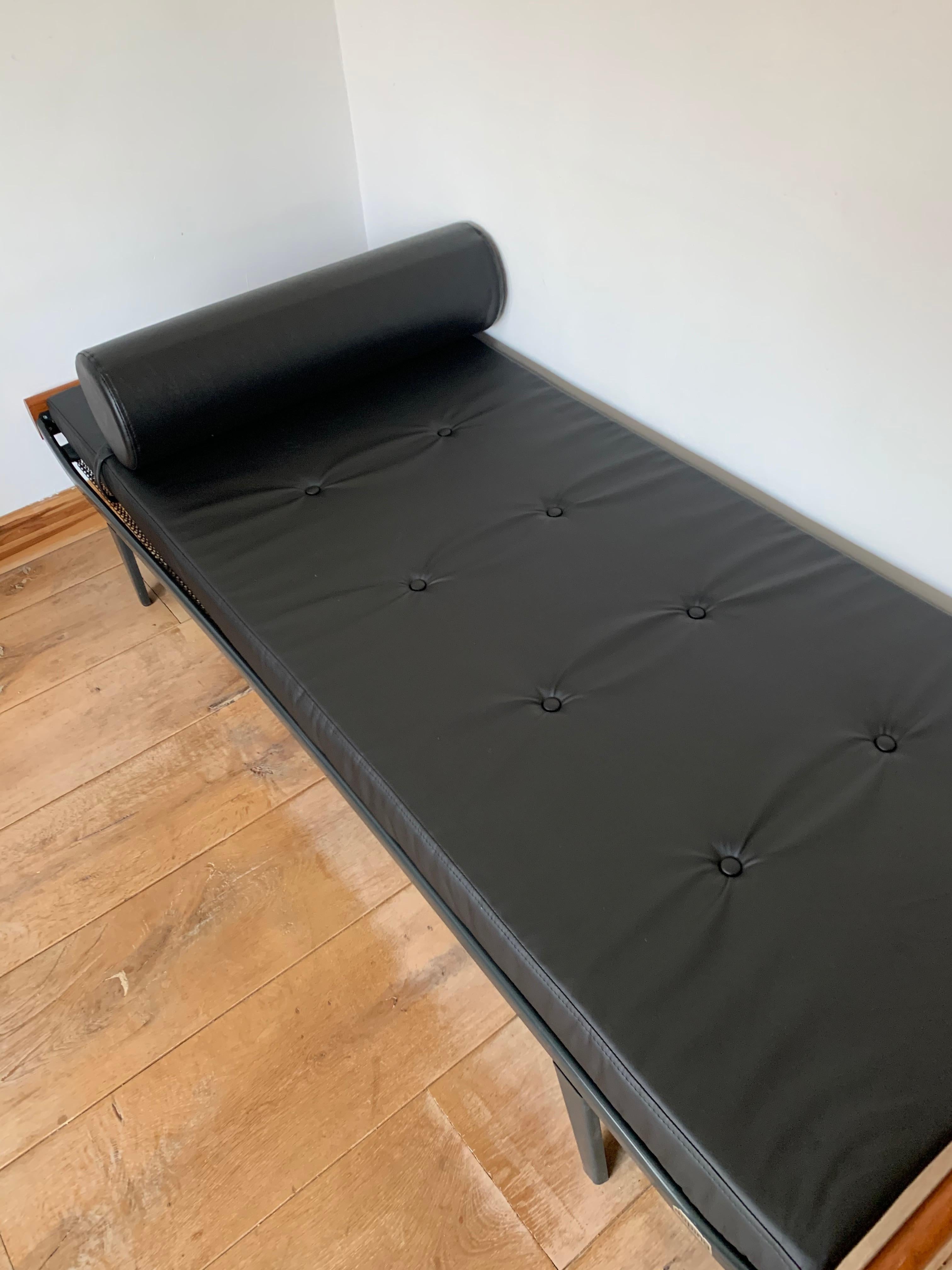 Cleopatra Day Bed by Andre Cordemeyer for Auping 3