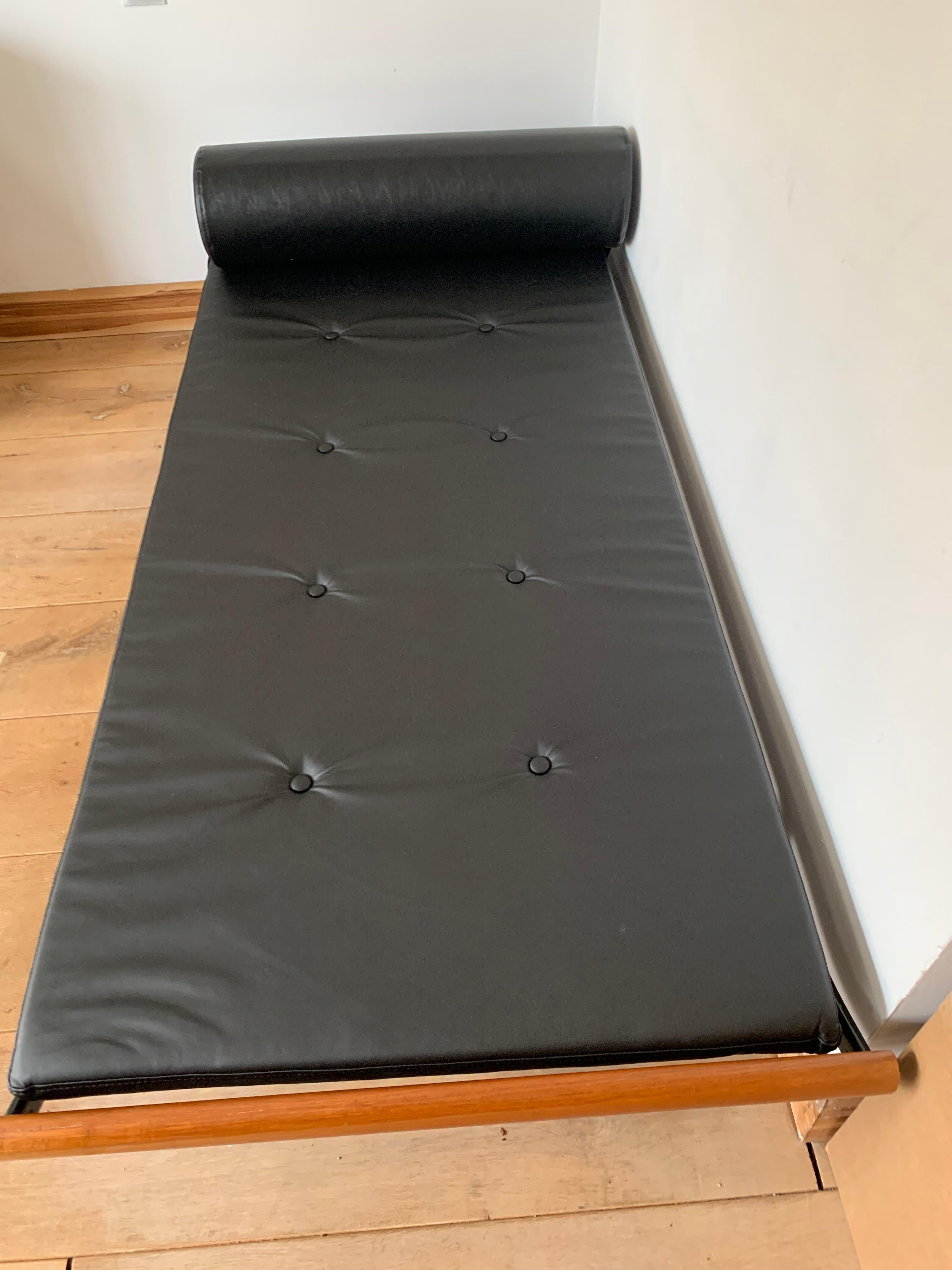 Cleopatra Day Bed by Andre Cordemeyer for Auping 6
