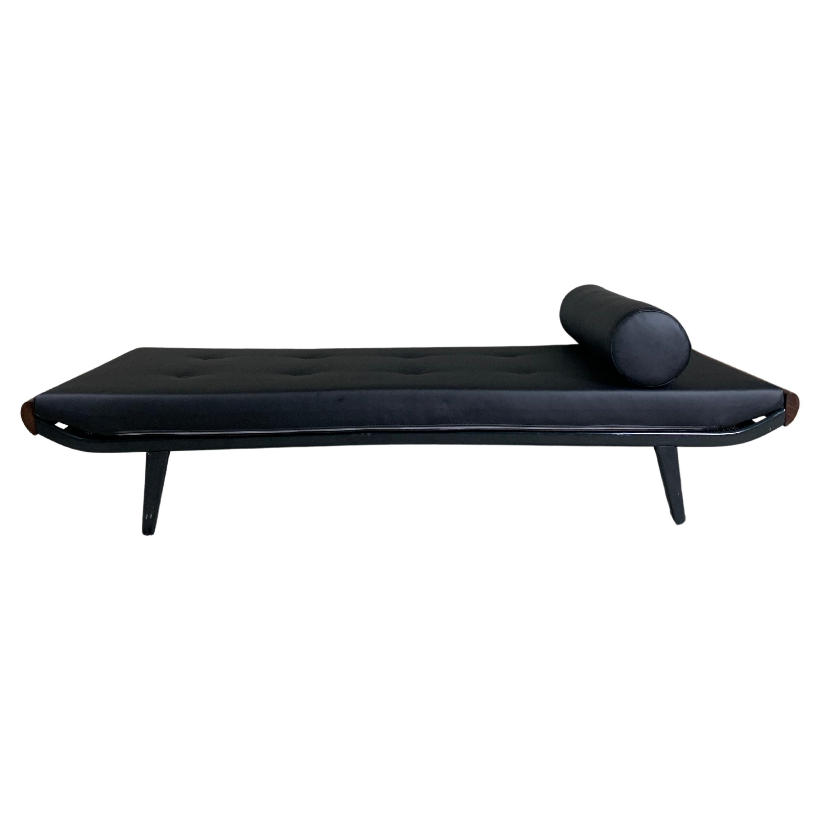 Cleopatra Day Bed By Andre Cordemeyer For Auping For Sale