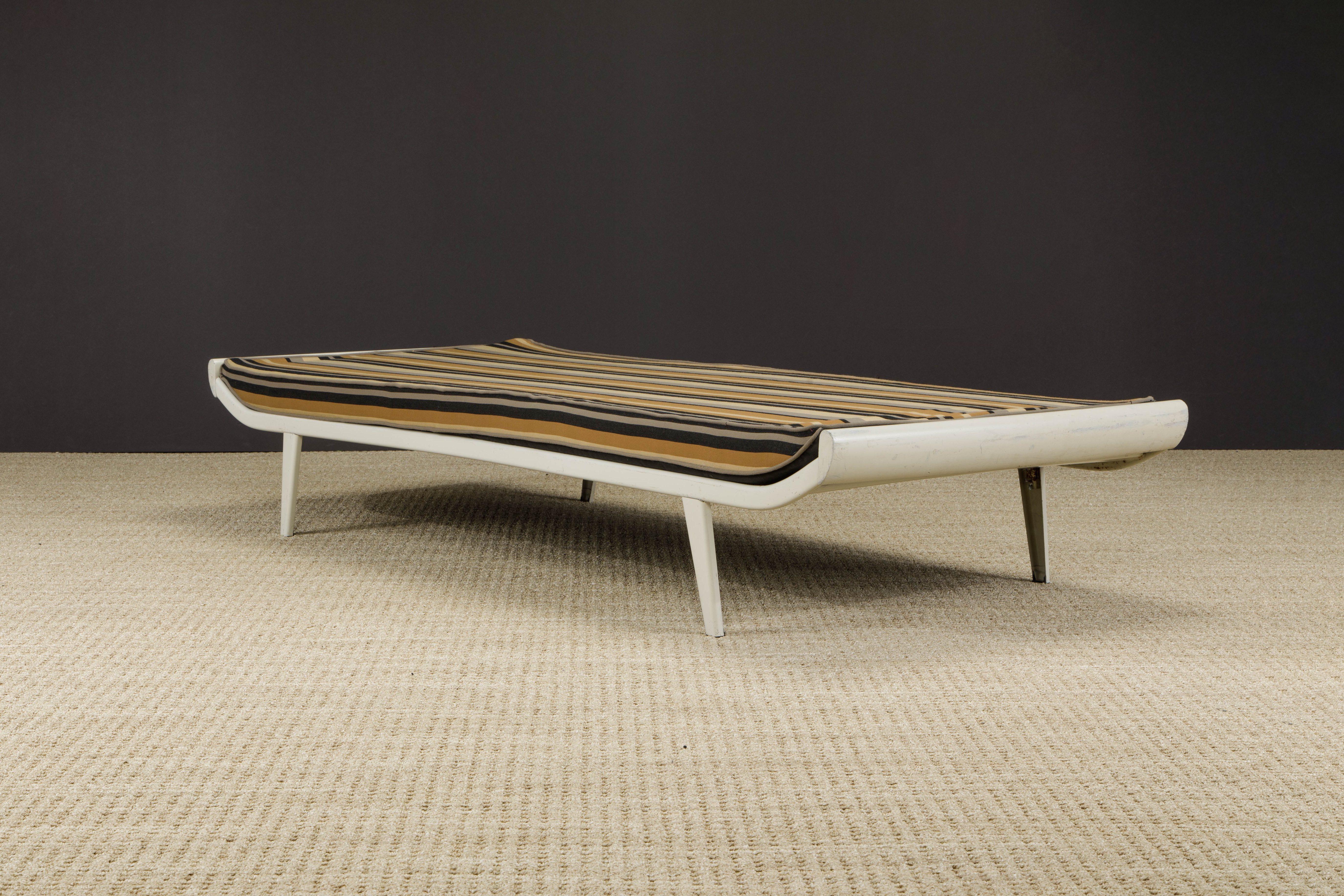Painted 'Cleopatra' Daybed by A.R. Cordemeijer for Auping Netherlands, c. 1953, Signed For Sale