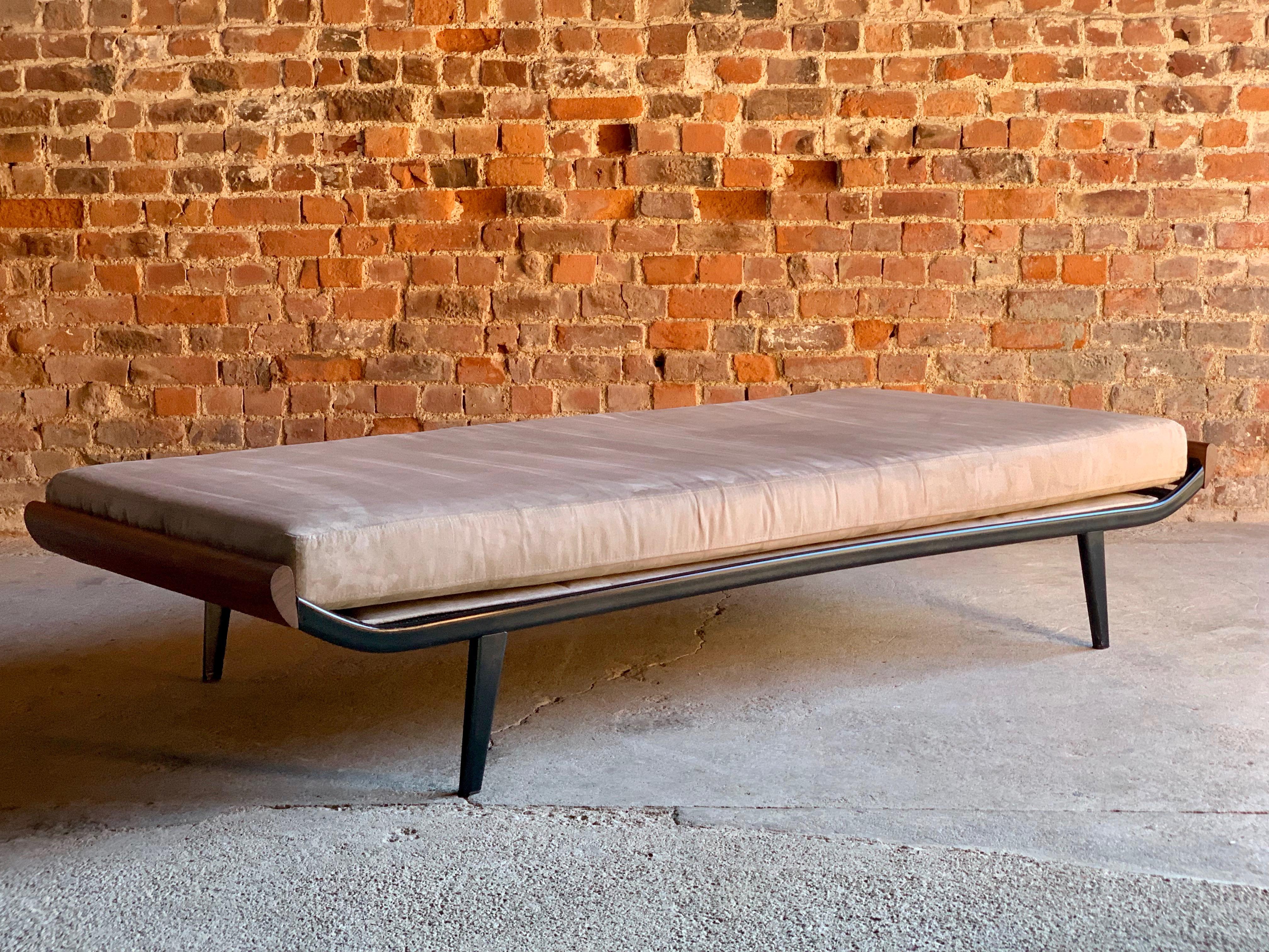 Cleopatra Daybed by Dick Cordemeijer for Auping, 1950s Design 3