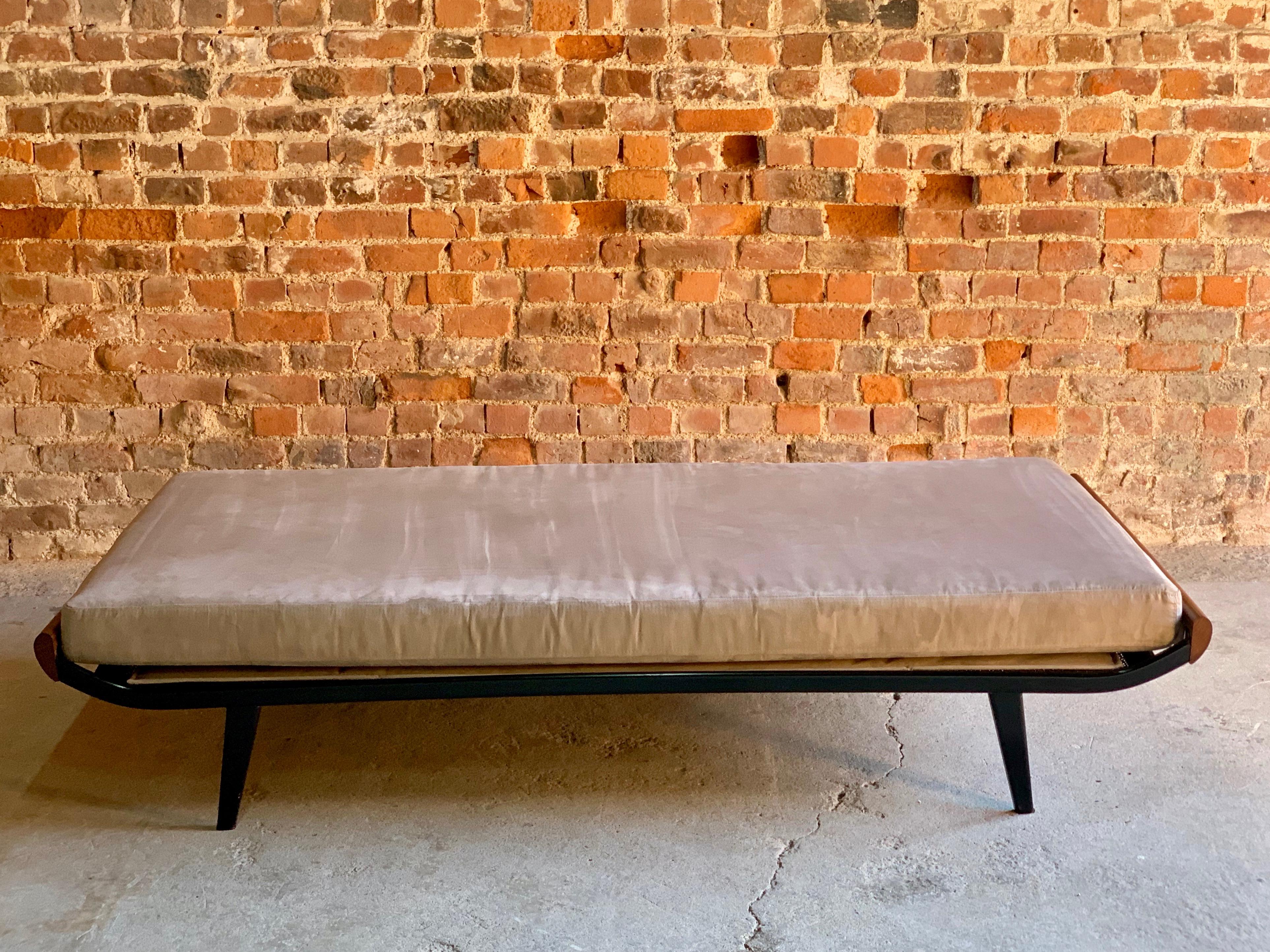 Mid-Century Modern Cleopatra Daybed by Dick Cordemeijer for Auping 1950s Design