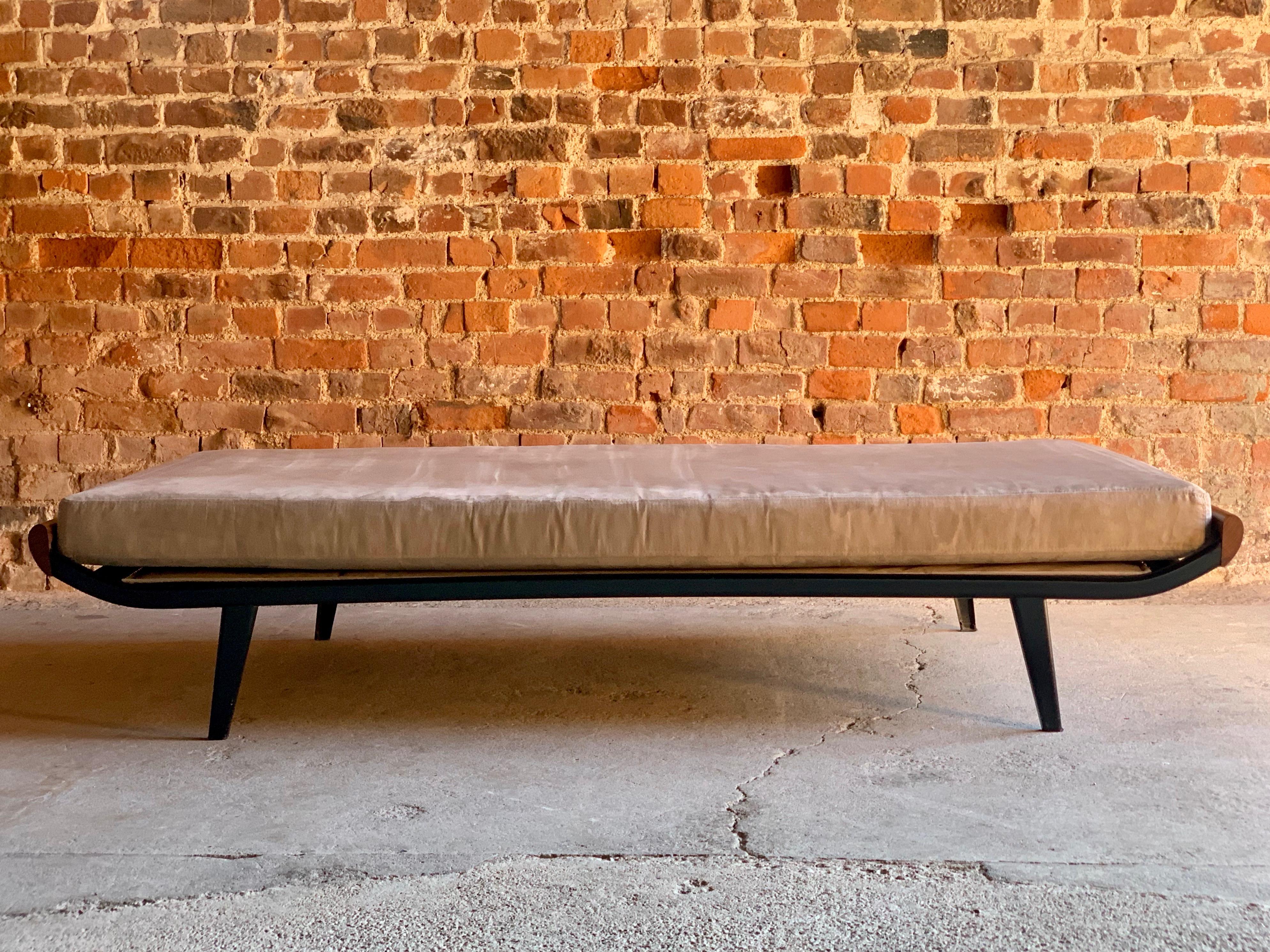 Mid-20th Century Cleopatra Daybed by Dick Cordemeijer for Auping, 1950s Design