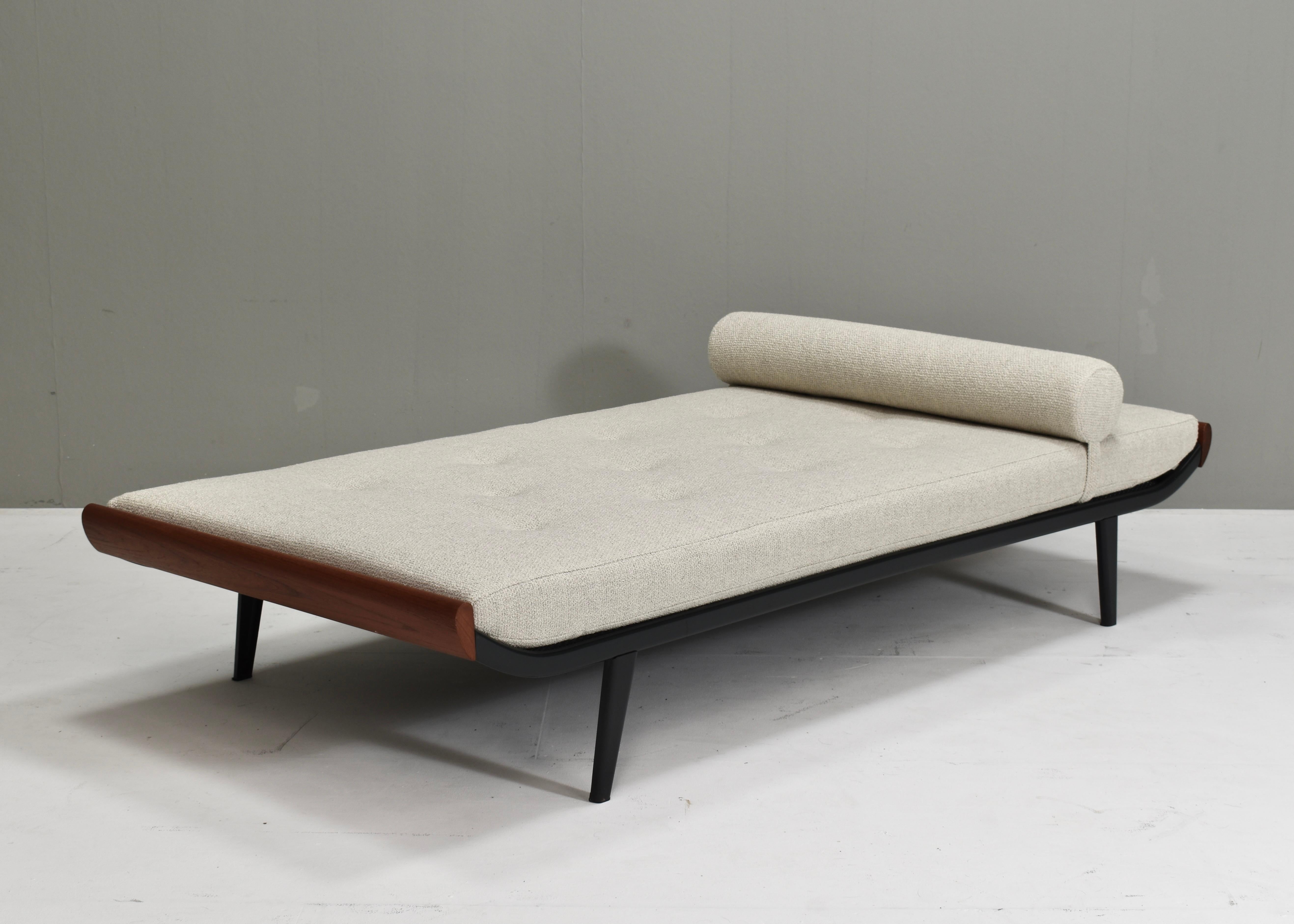 Cleopatra Daybed Designed by Cordemeyer for Auping *New Upholstery* Holland 1954 1