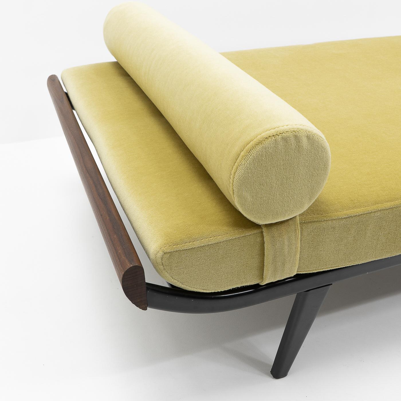Cleopatra Daybed in Mohair by Dick Cordemijer for Auping, 1950s In Good Condition For Sale In Renens, CH