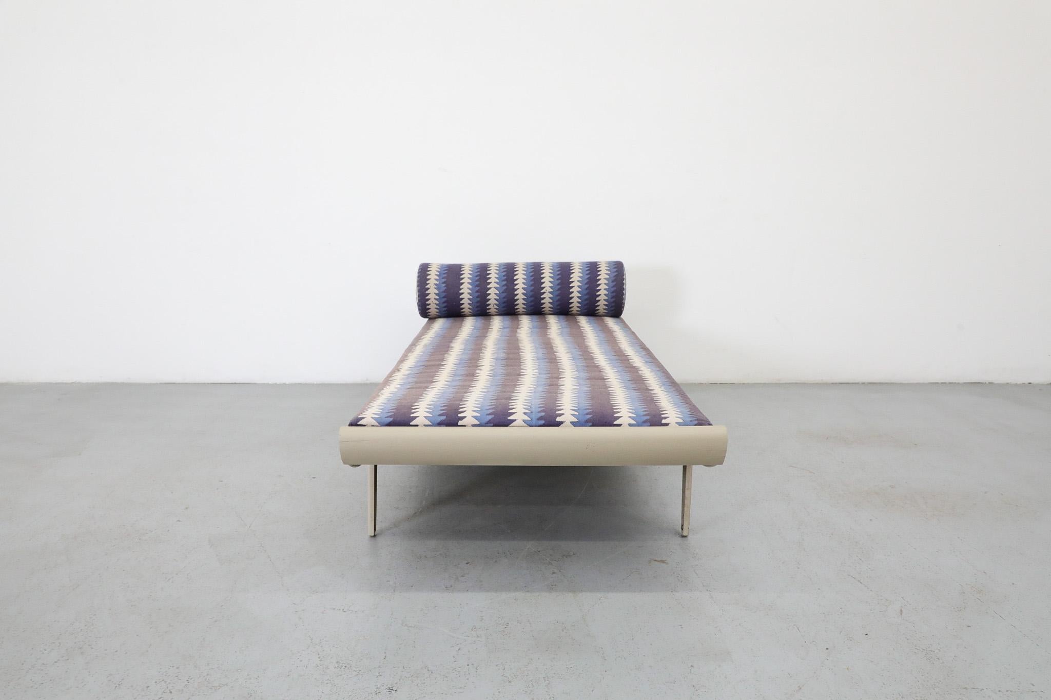 Cleopatra Daybed with Block Shop x Amsterdam Modern Collab Mattress and Bolster In Good Condition In Los Angeles, CA