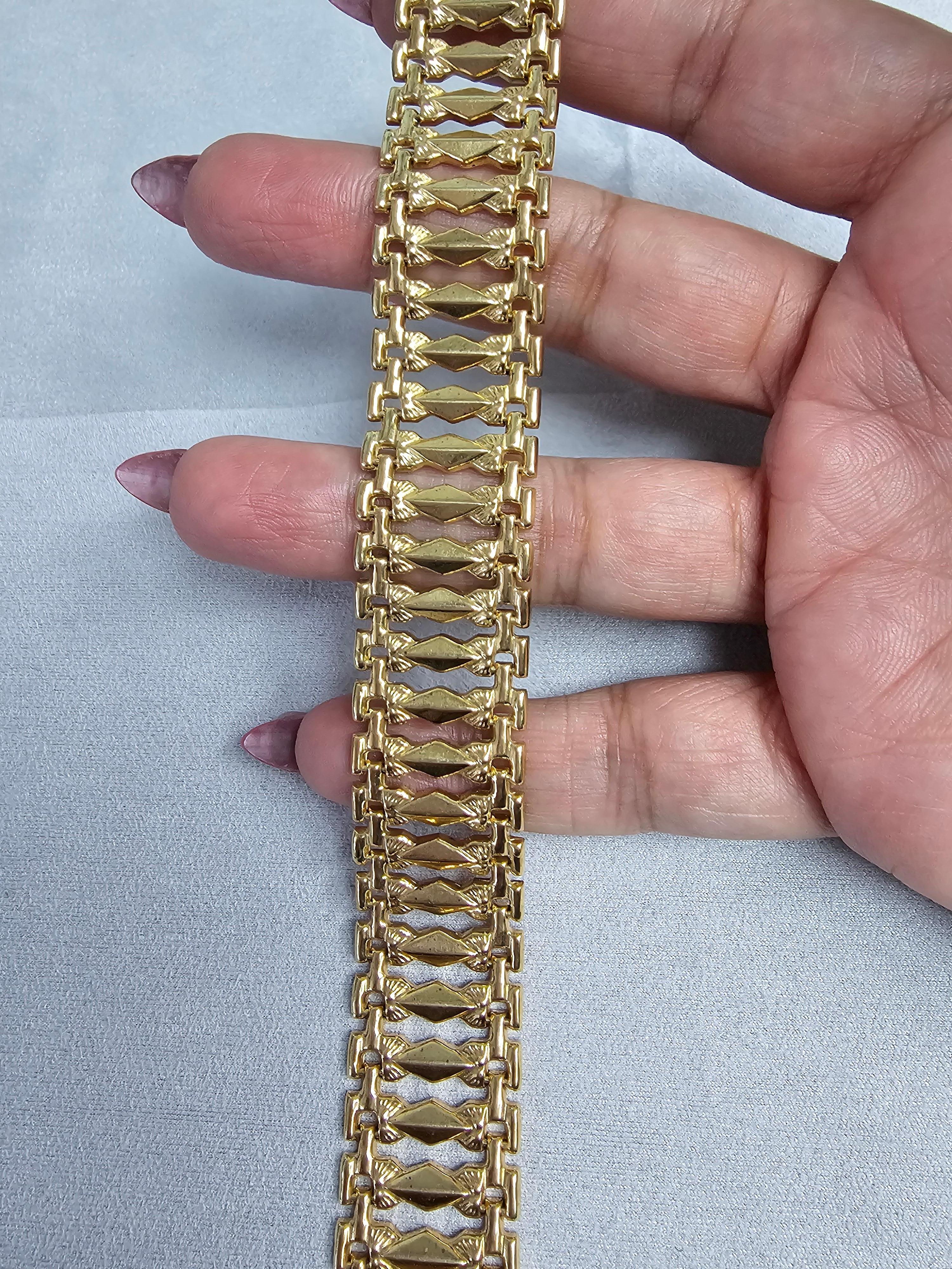 Cleopatra Pulsera Ancha 19MM Oro Amarillo 14k en Nuevo estado para la venta en Sugar Land, TX