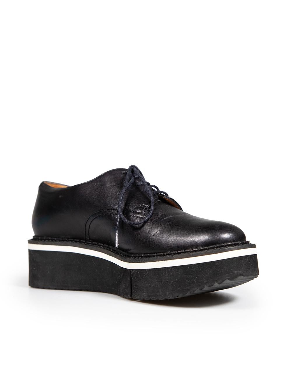 CONDITION is Very good. Hardly any visible wear to the shoes is evident on this used Clergerie designer resale item. This item comes in its original dust bag.
 
 Details
 Black
 Leather
 Oxfords
 Platform
 Lace up fastening
 Round toe
 
 
 Made in