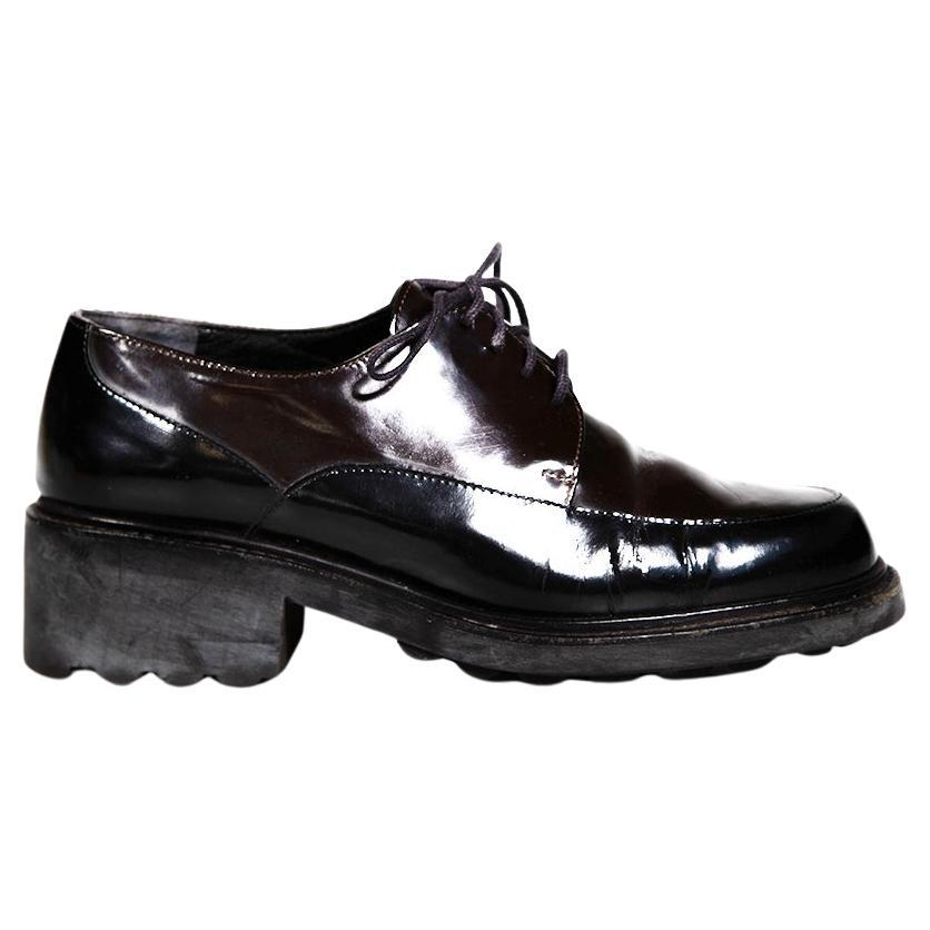 CONDIZIONE: molto buona. L'usura delle scarpe è minima, la pelle è sgualcita nella parte anteriore e la suola delle scarpe è scolorita su questo articolo di rivendita usato di Clergerie.
 

 

 

 Dettagli
 

 

 Multicolore - marrone, nero
 


