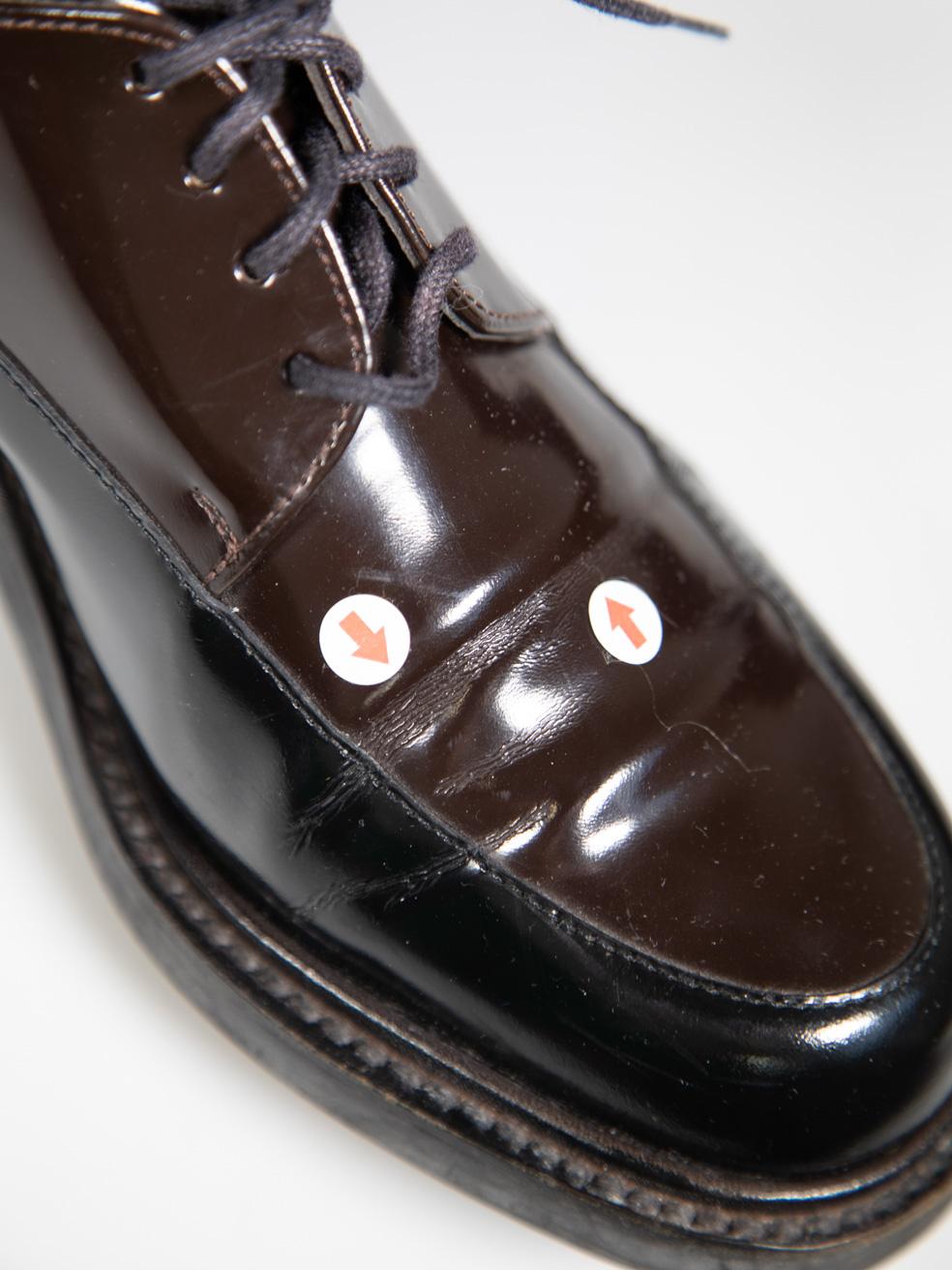 Clergerie - Oxfords in pelle marrone e nera - taglia 7 in vendita 2