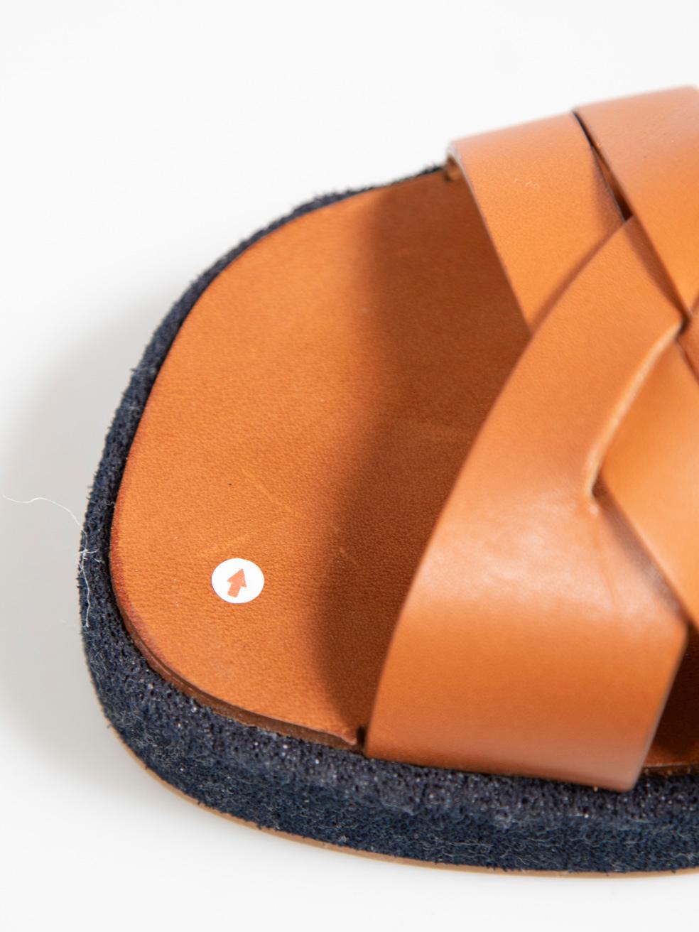 Clergerie Slides en cuir Brown Taille FR 38.5 en vente 1