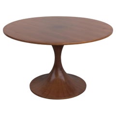 Hourglass Round Table by Luigi Massoni for Mobilia, 50s
