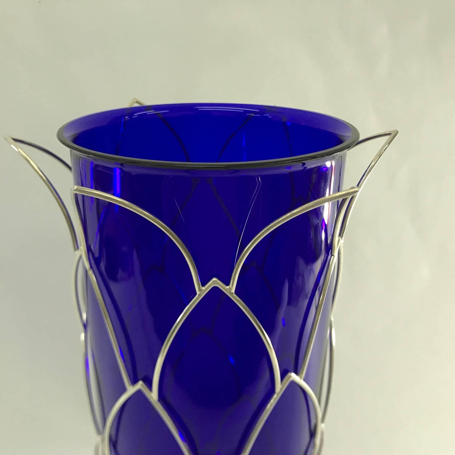 1980s Modernist Sterling Silver and Blue Murano Glass Vase by Cleto Munari In Excellent Condition In Aci Castello, IT