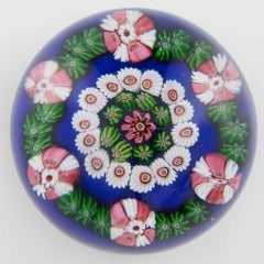 Fermacarte Clichy con fondo concentrico blu Millefiori c1850