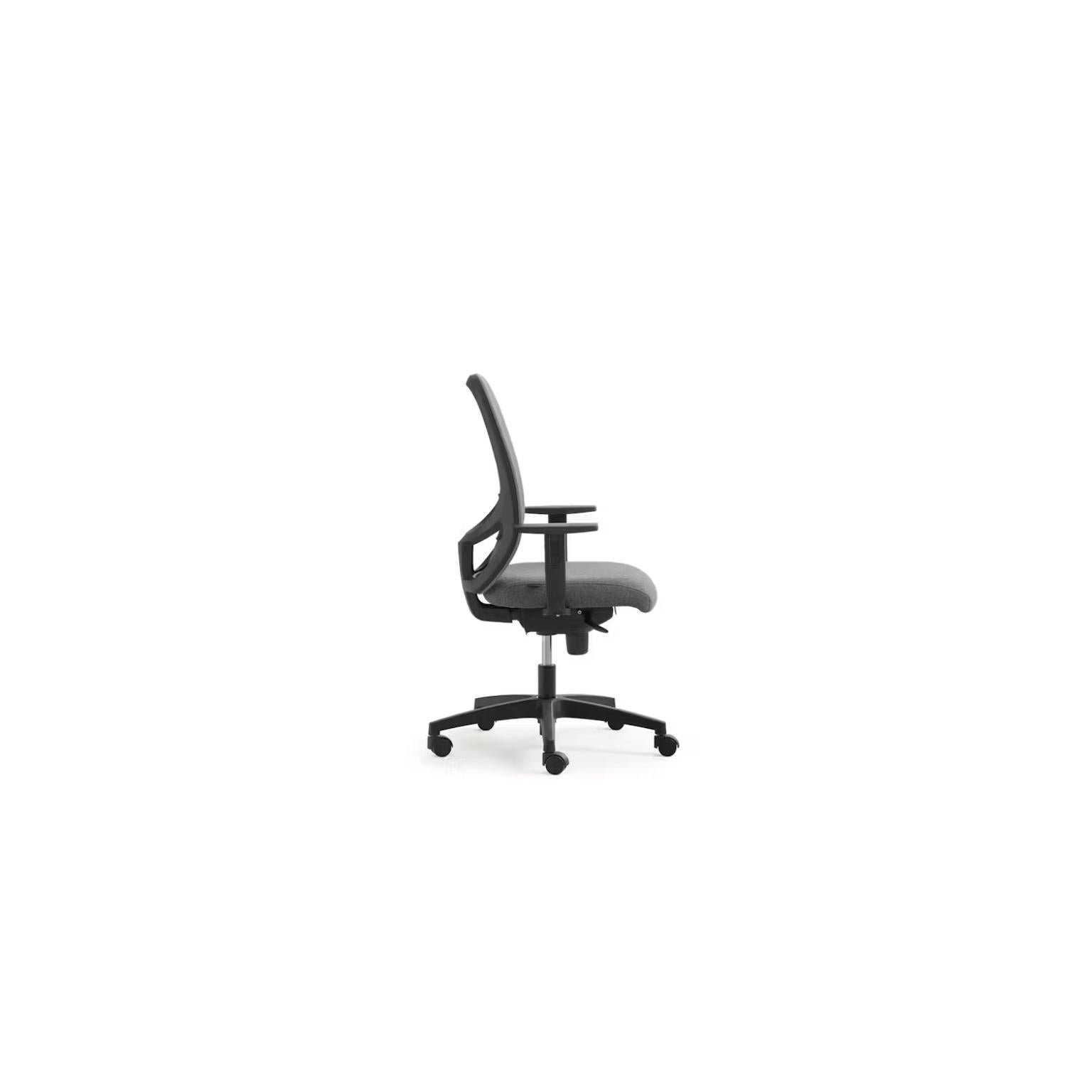 Post-Modern Click Task Office Chair With Armrests in Mesh & Upholstery by Quinti Sedute For Sale