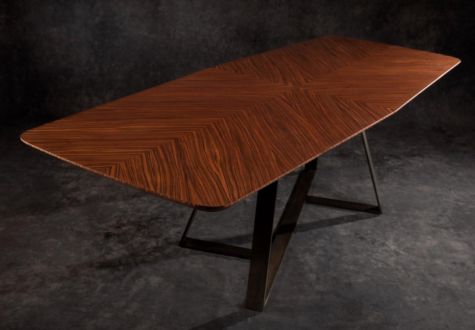 Lacquered Cliff Young Ro-Z Rosewood Boat Shape Dining Table For Sale