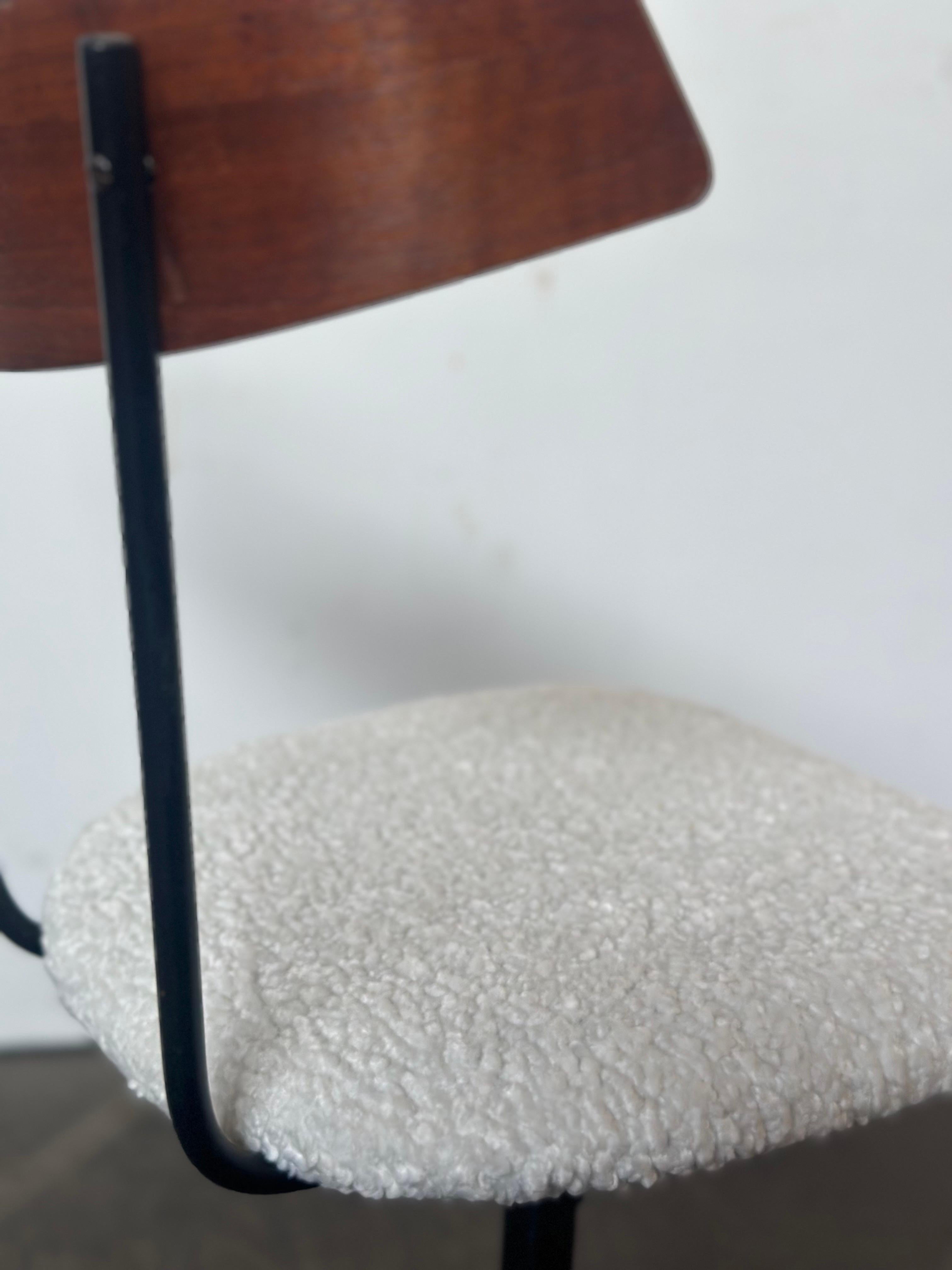 Clifford Pascoe Desk or Office Chair on Swivel Base 8