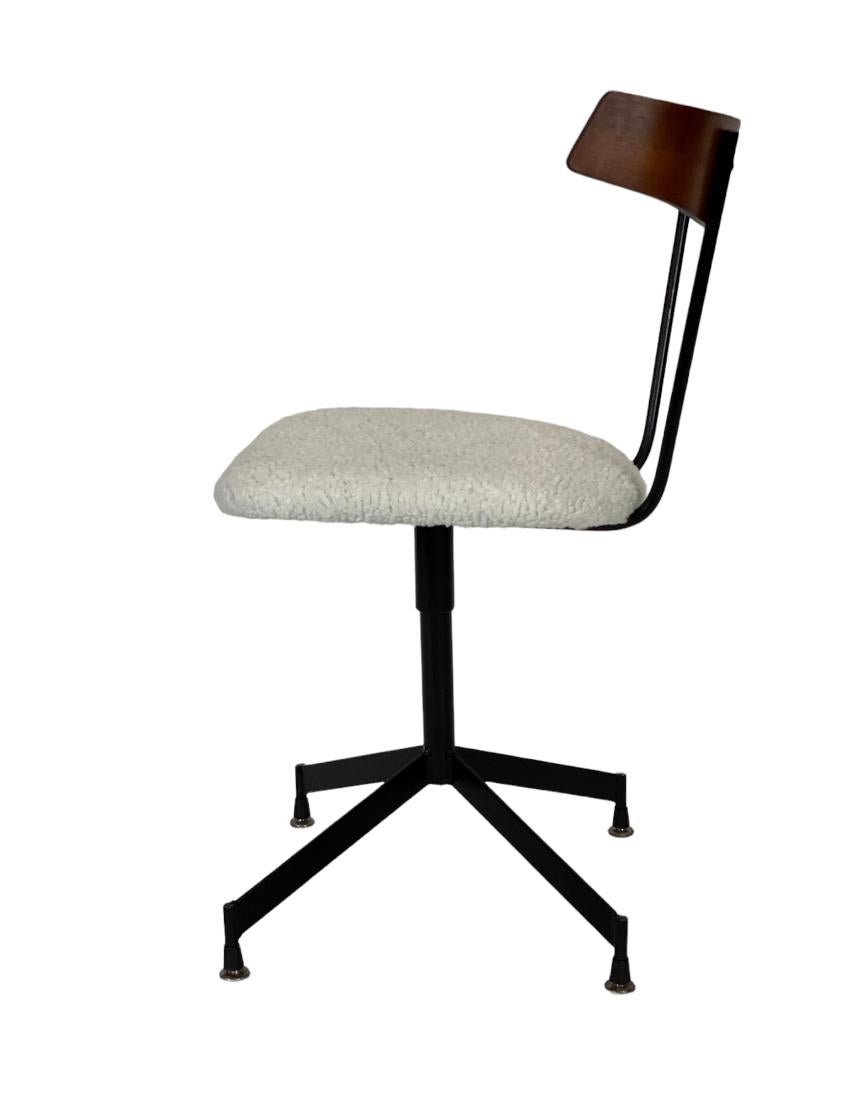 Textile Clifford Pascoe Desk or Office Chair on Swivel Base For Sale