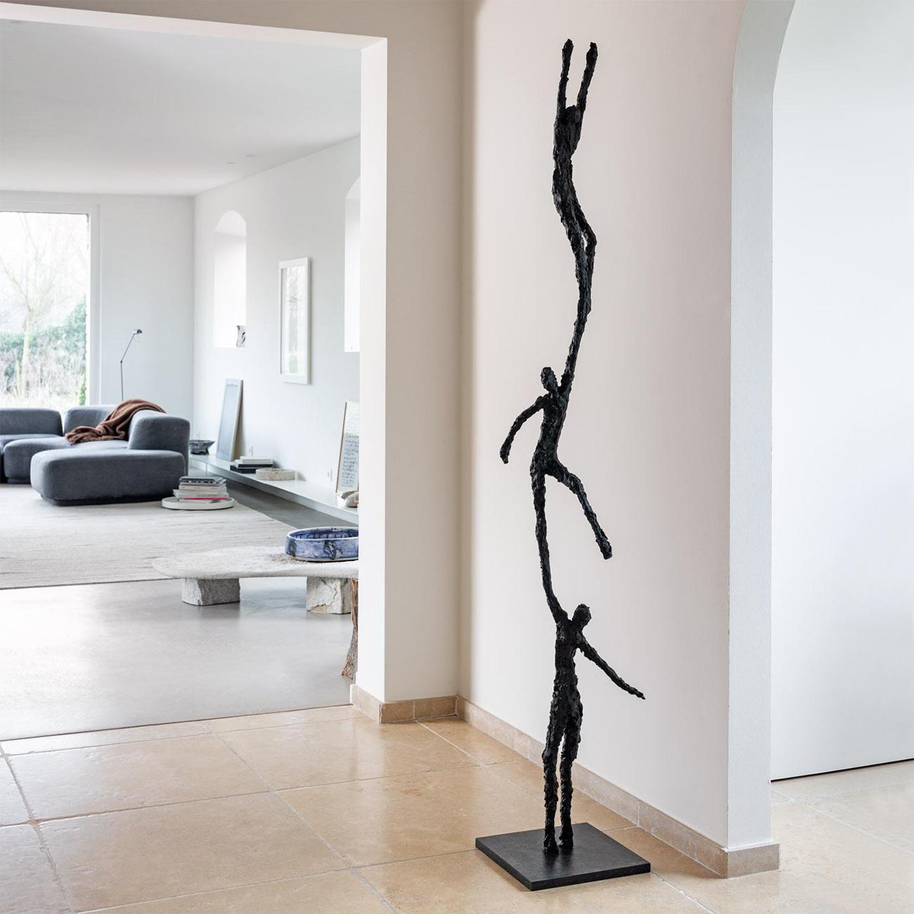 XXI secolo e contemporaneo Salita in bronzo Sculpure in vendita