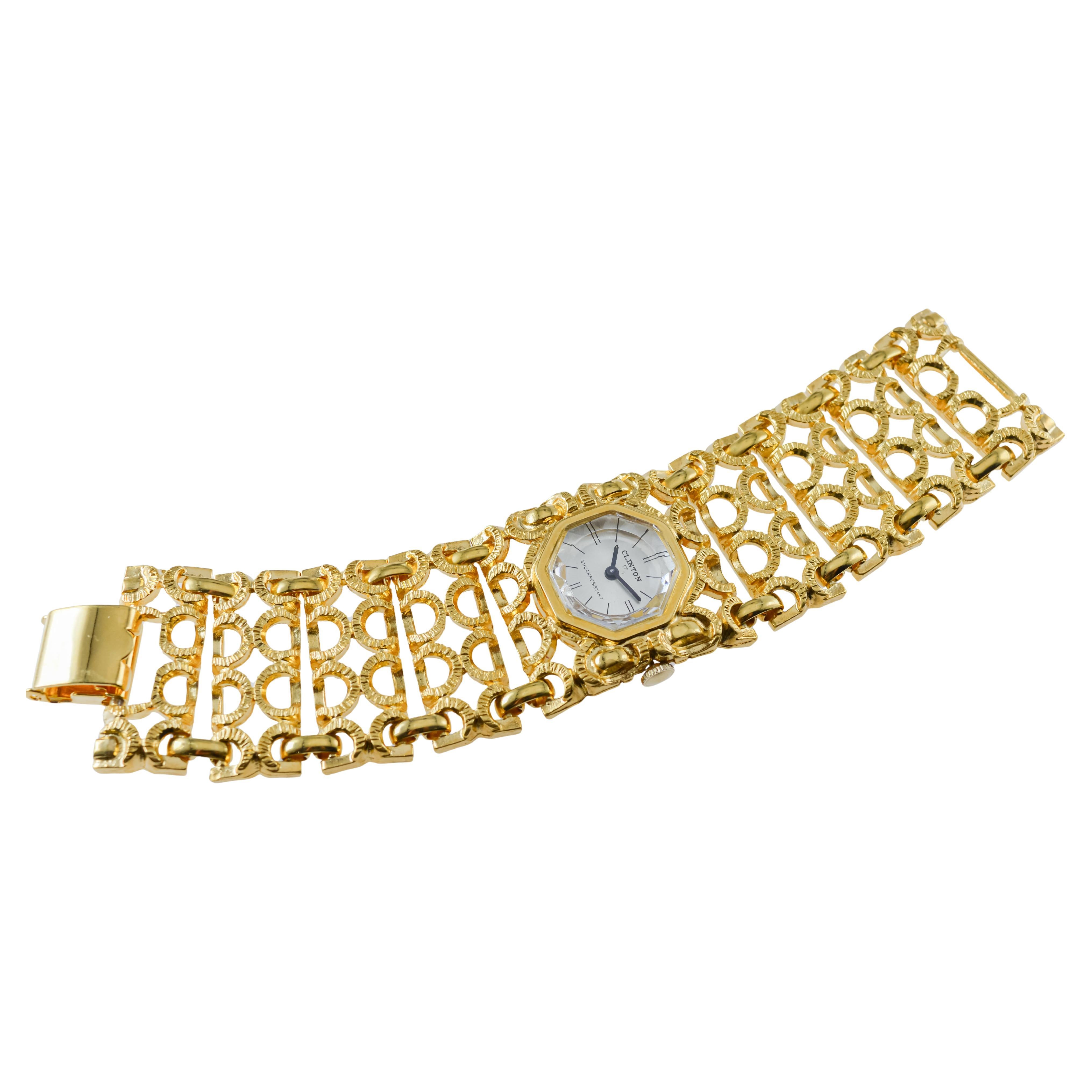 Clinton Ladies Unique Gold Plated Fashion Watch with Original Multi Faceted Lens For Sale 7