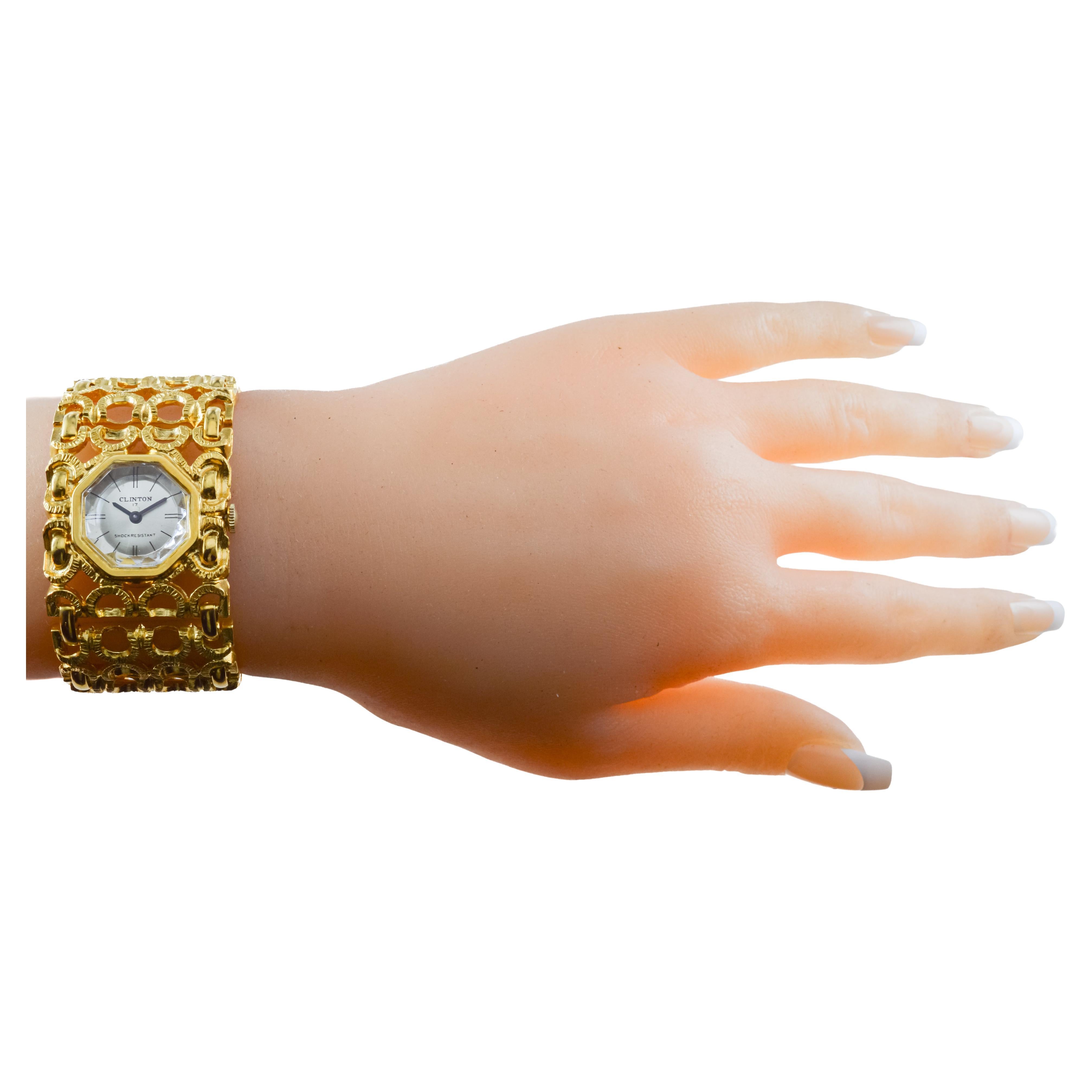 Clinton Ladies Unique Gold Plated Fashion Watch with Original Multi Faceted Lens For Sale 10