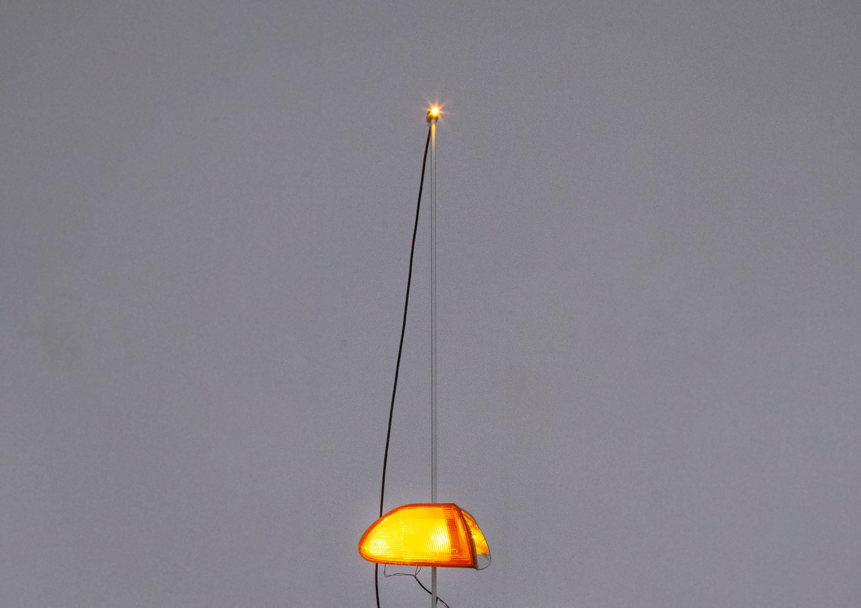 Lampada da terra riciclata da veicoli di seconda mano Contemporary Clio 2 di Antoni Arola in vendita 3
