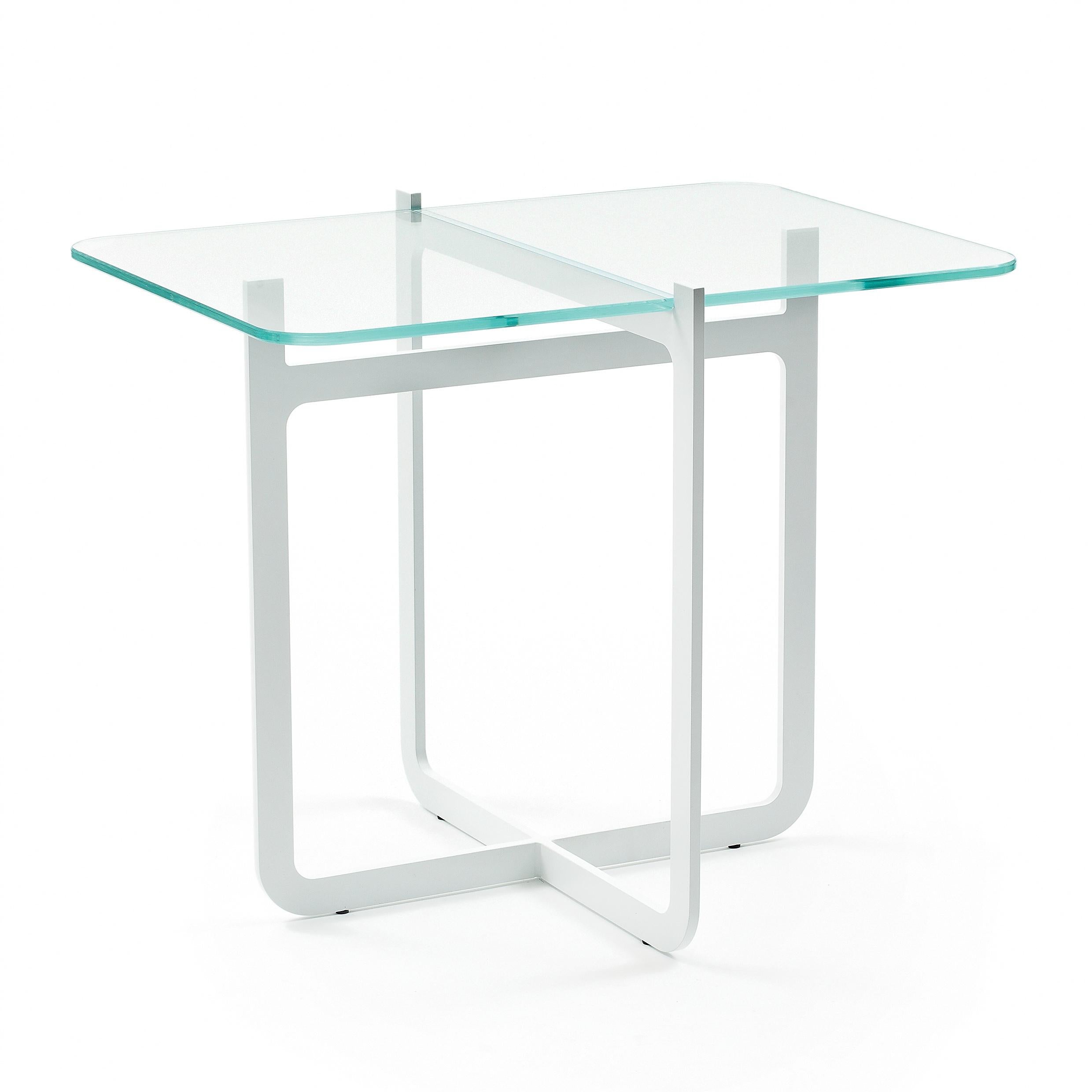 Clip Coffee Table, Welded Lacquered Metal and Glass by Nendo In New Condition For Sale In Biancade, IT