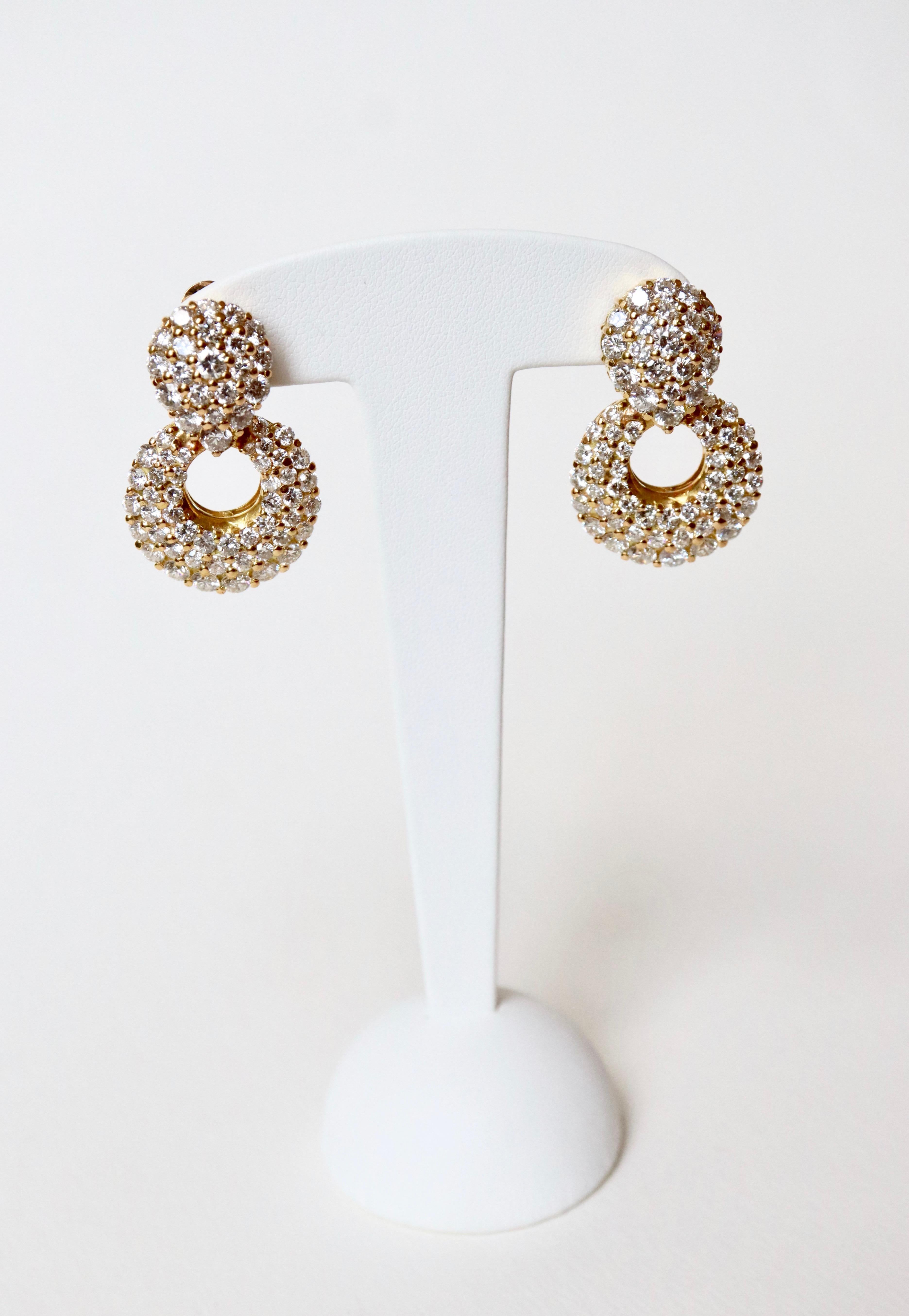 Clips d'oreilles en or jaune 18 carats et diamants sertis de 6 carats de diamants Pour femmes en vente
