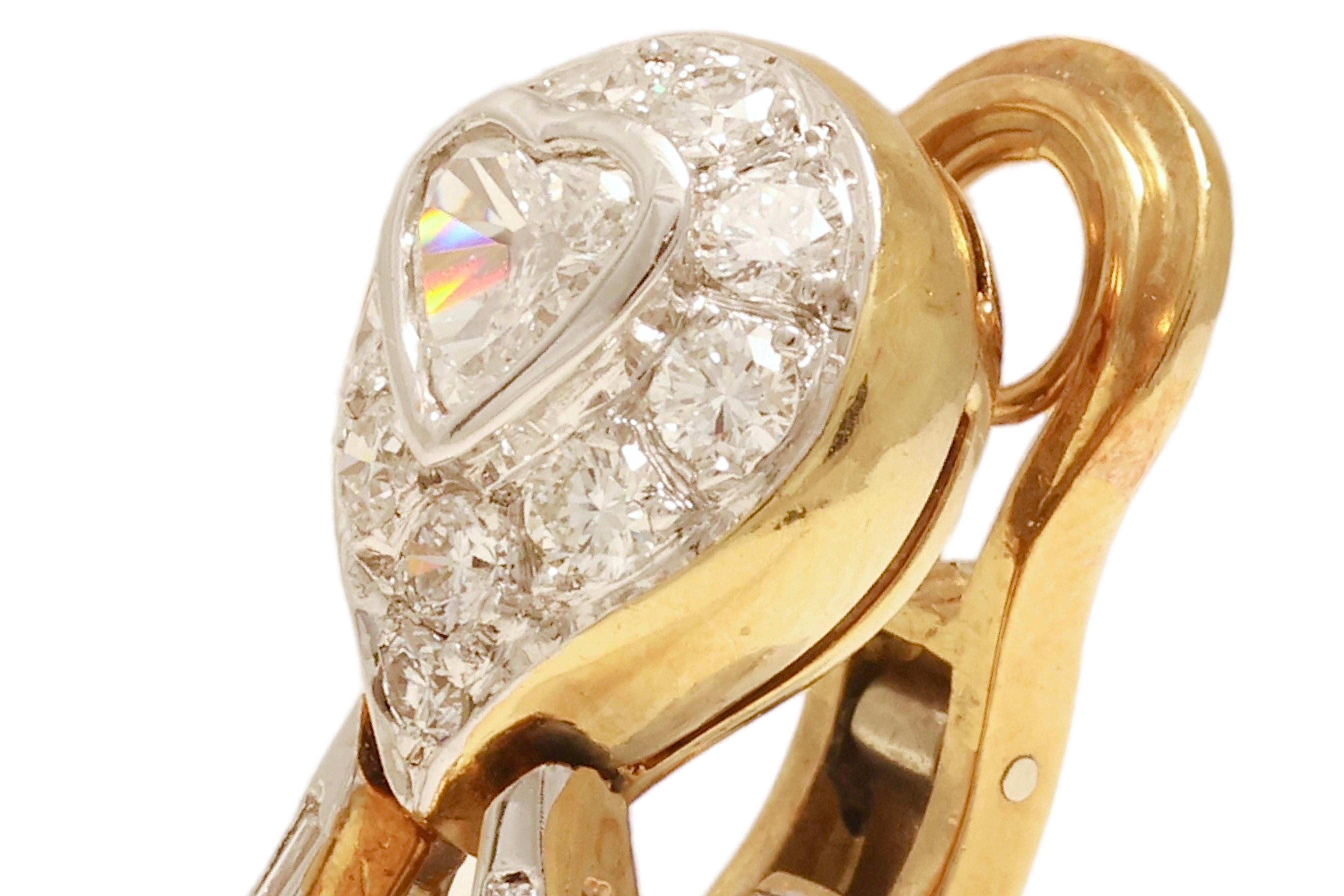 Boucles d'oreilles goutte à goutte Clips en argent 18 kt. Or jaune avec diamants et rubis en forme de cœur Pour femmes en vente
