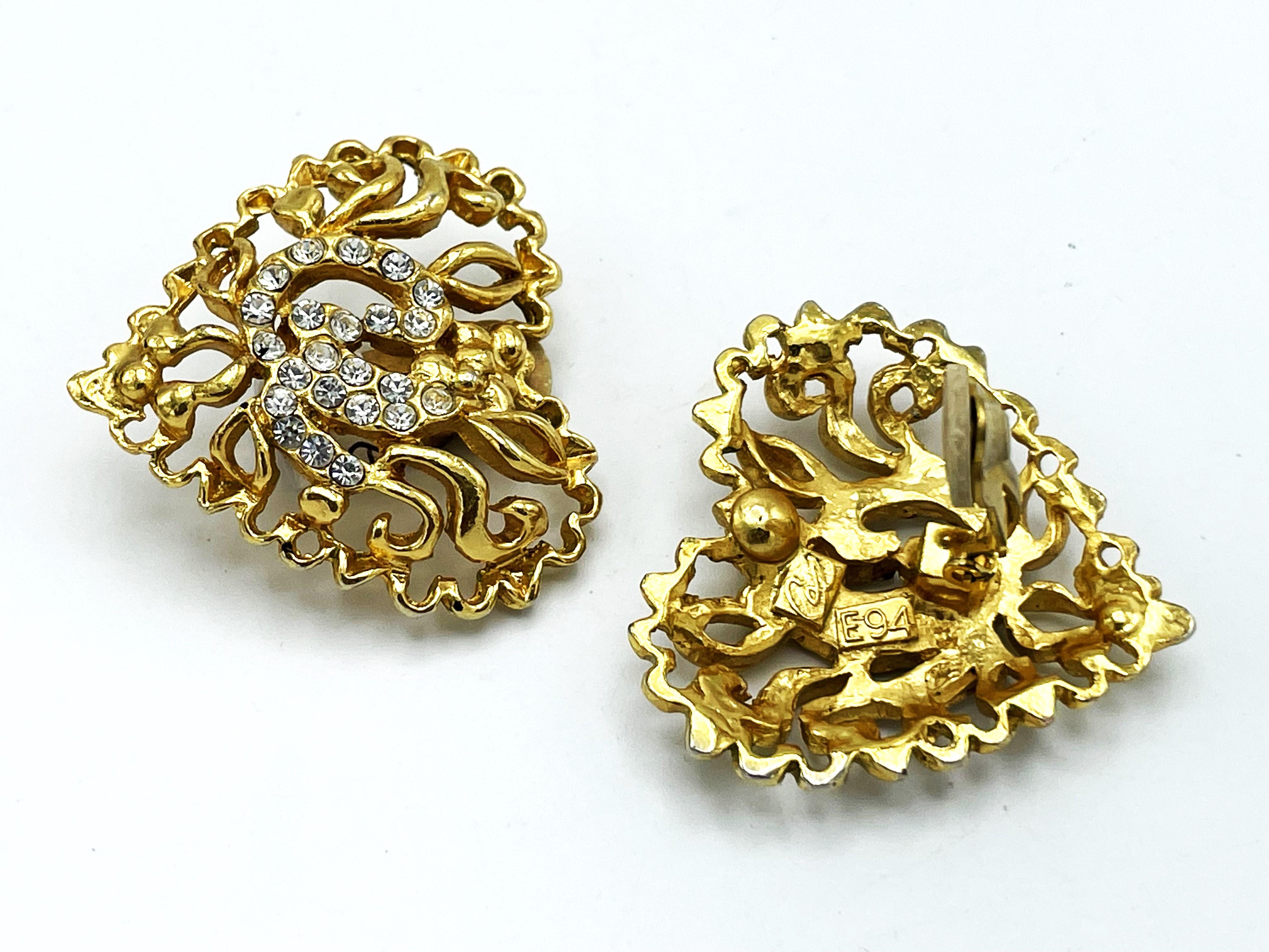 CLIP-ON EARRING by Christian Lacroix Paris, openwork heart, gold-plated, E 95 For Sale 1