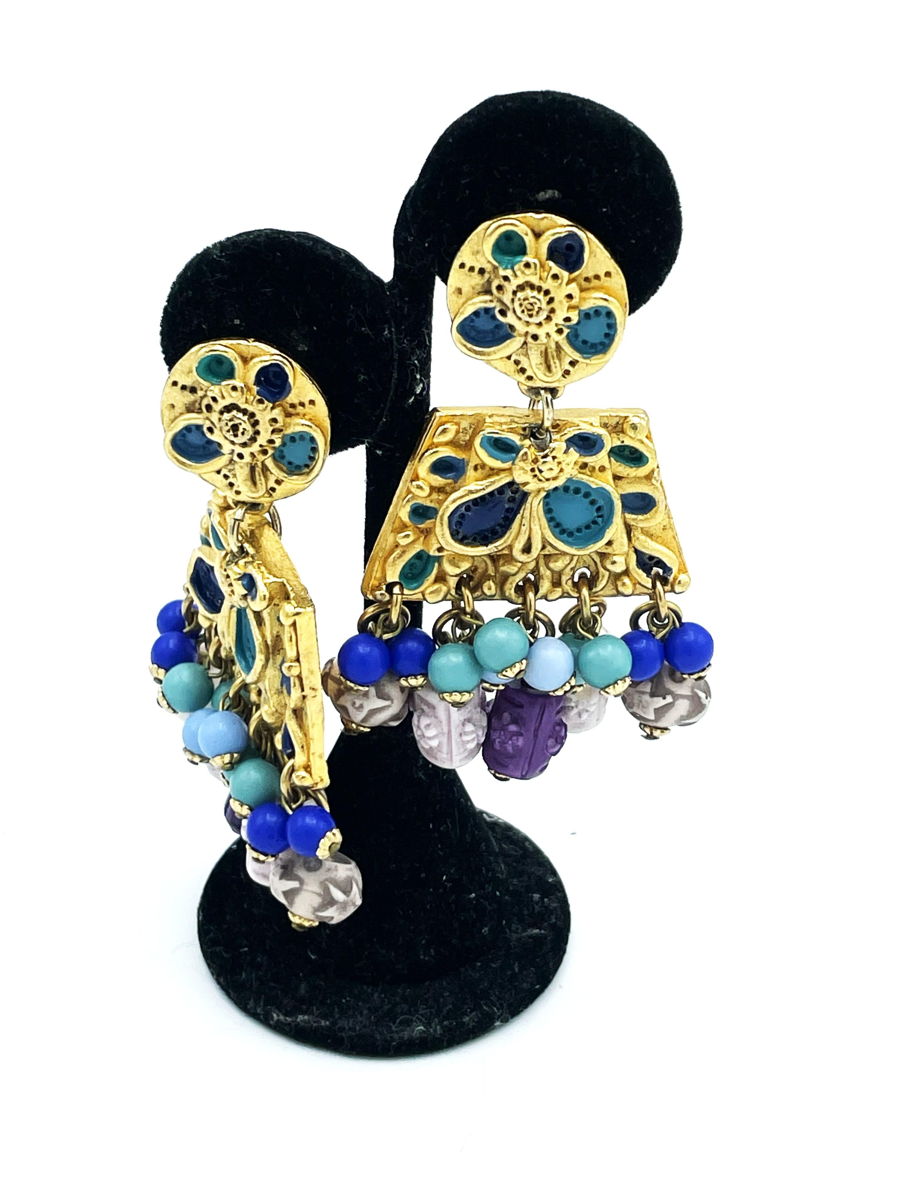 Clip-on earring from Jacky De G Paris, dangle, enamelled, gold plated, 1990s In Excellent Condition For Sale In Stuttgart, DE
