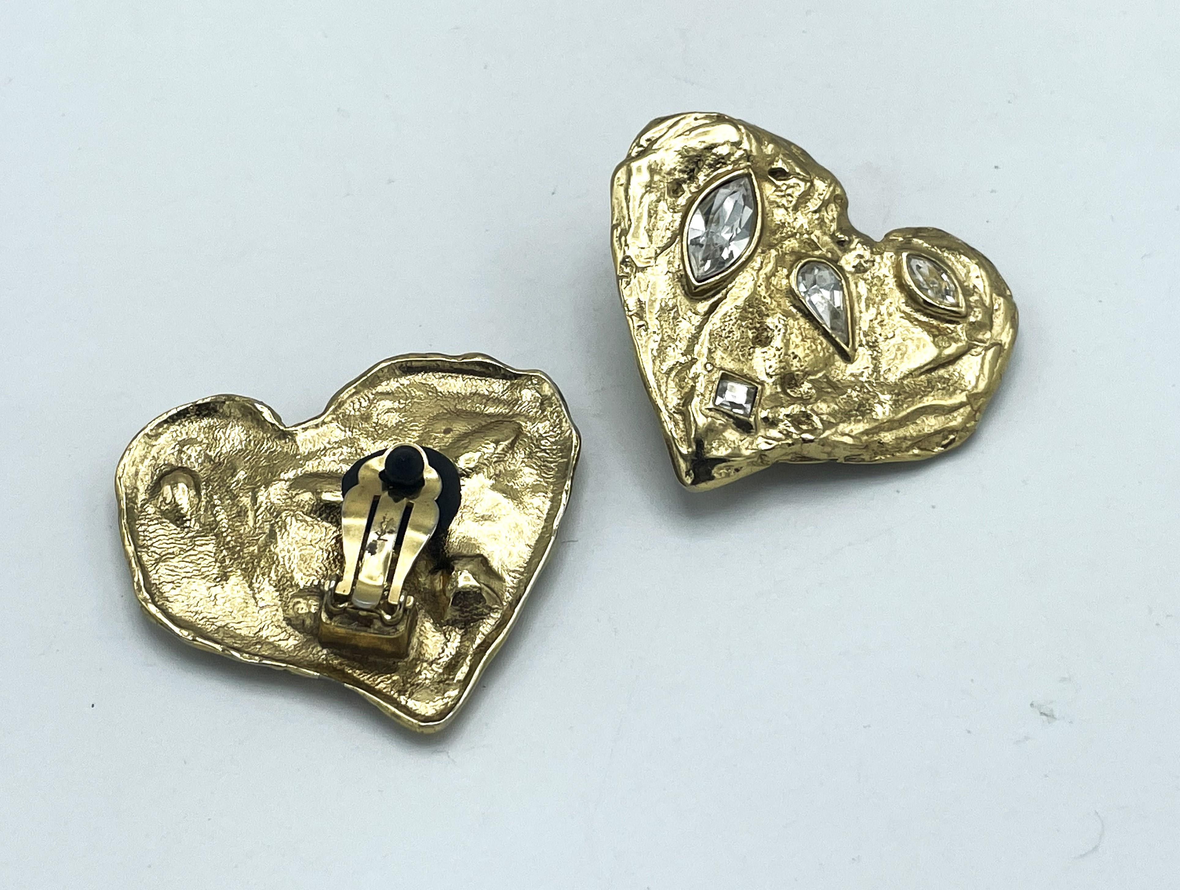 Mixed Cut Clip-on earring, Yves Saint Laurent large heart with clear rhinestones, 1980s For Sale
