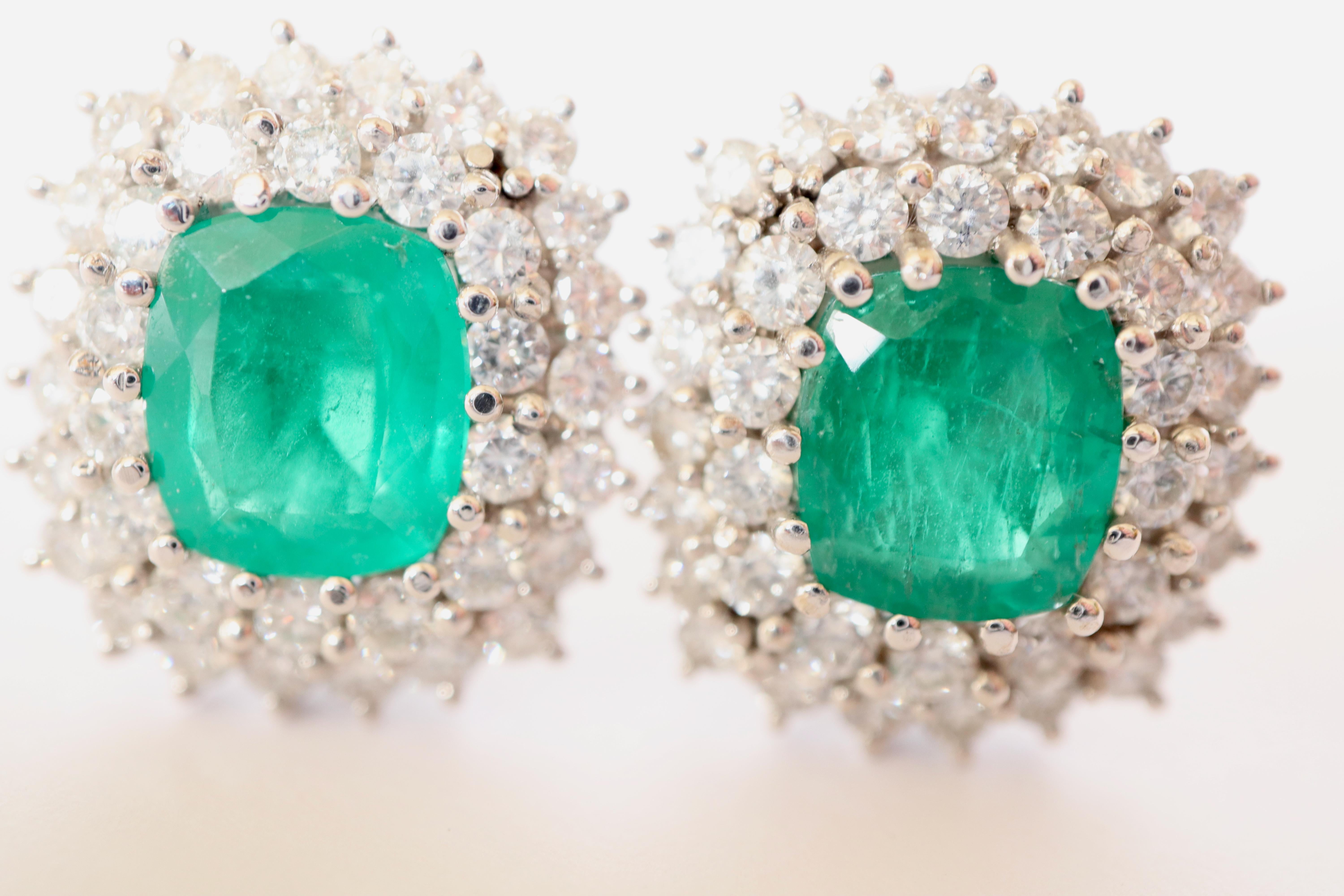 Clip-On Earrings Brazil Emeralds 4.87 Carats 18 Carat White Gold Diamonds For Sale 1