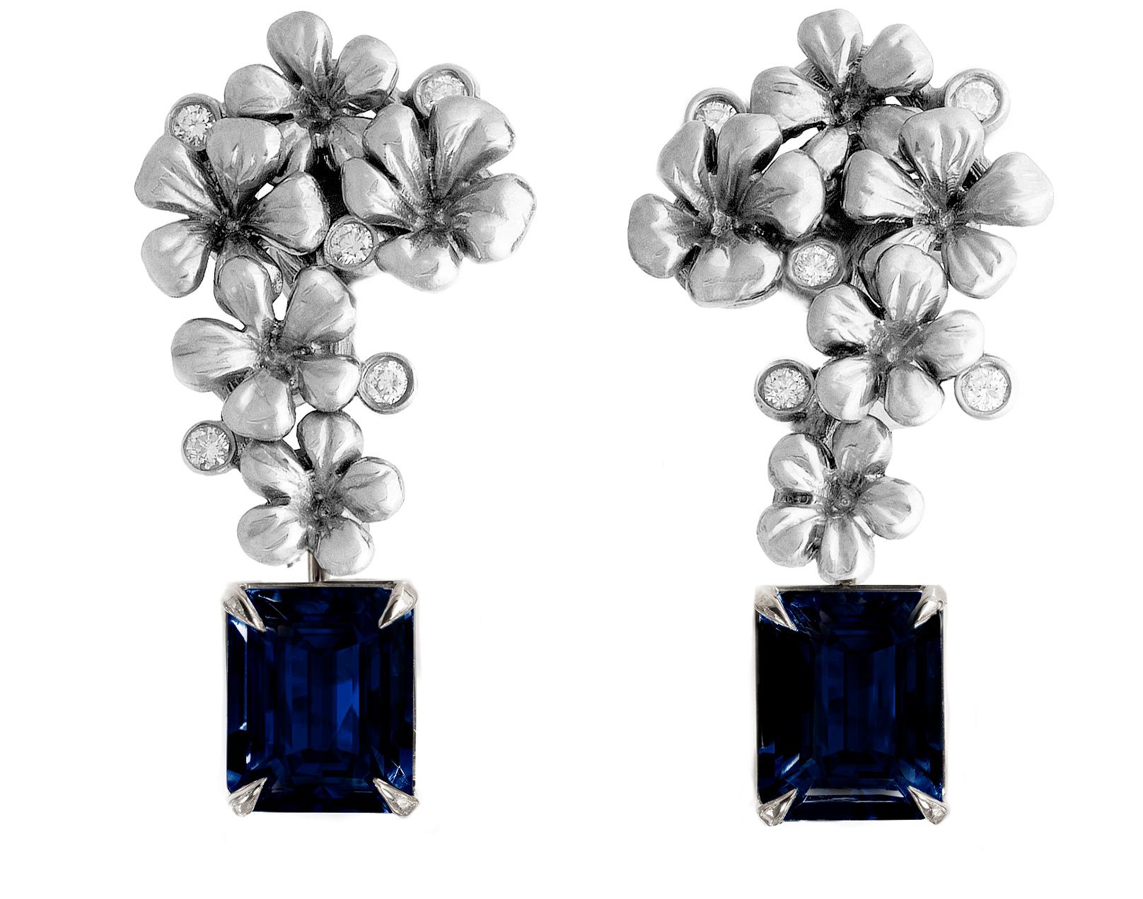 Contemporary Eighteen Karat White Gold Clip-On Earrings with Natural Sapphires and Diamonds For Sale