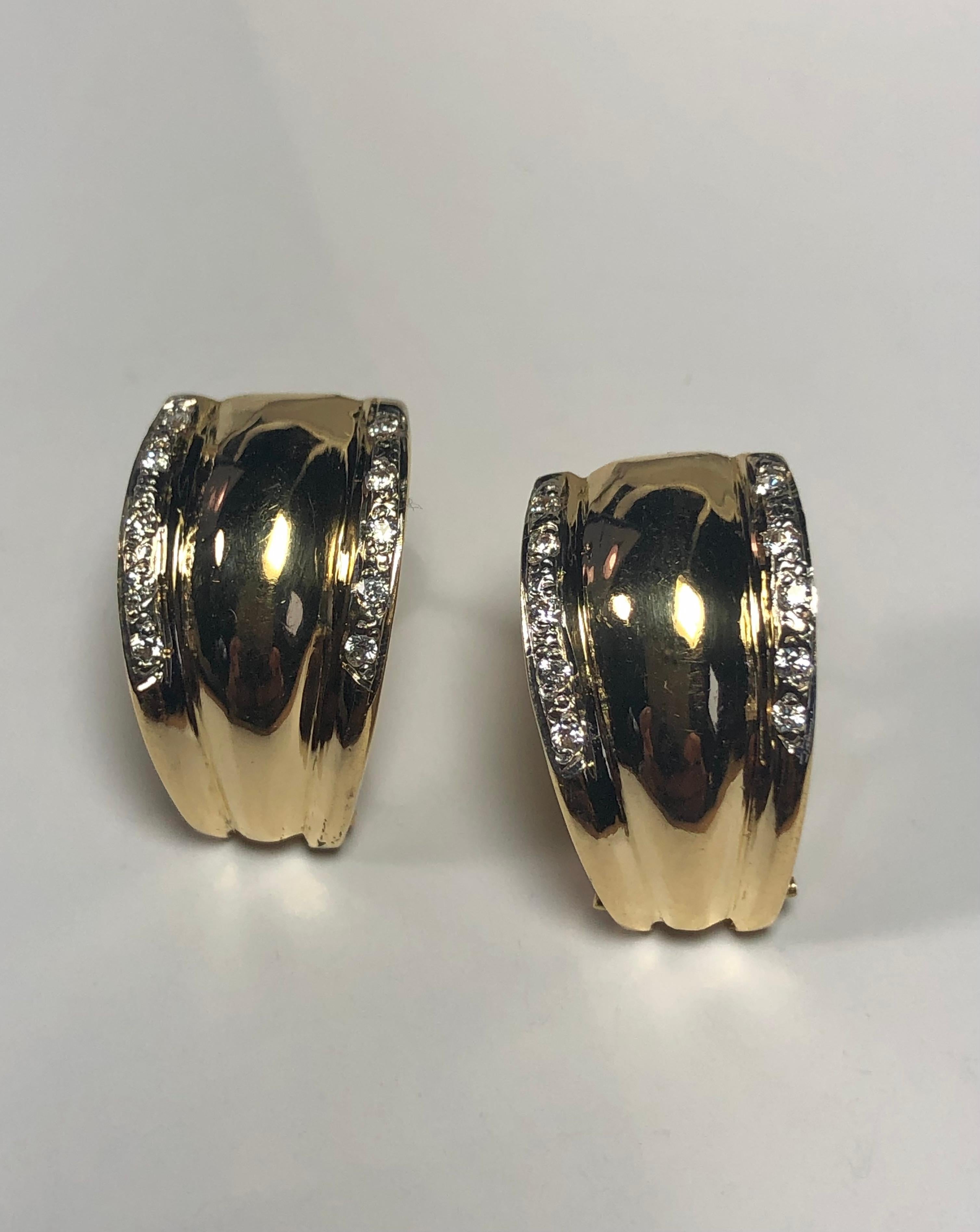 Boucles d'oreilles à clip en or jaune 18 carats et diamants en vente 7