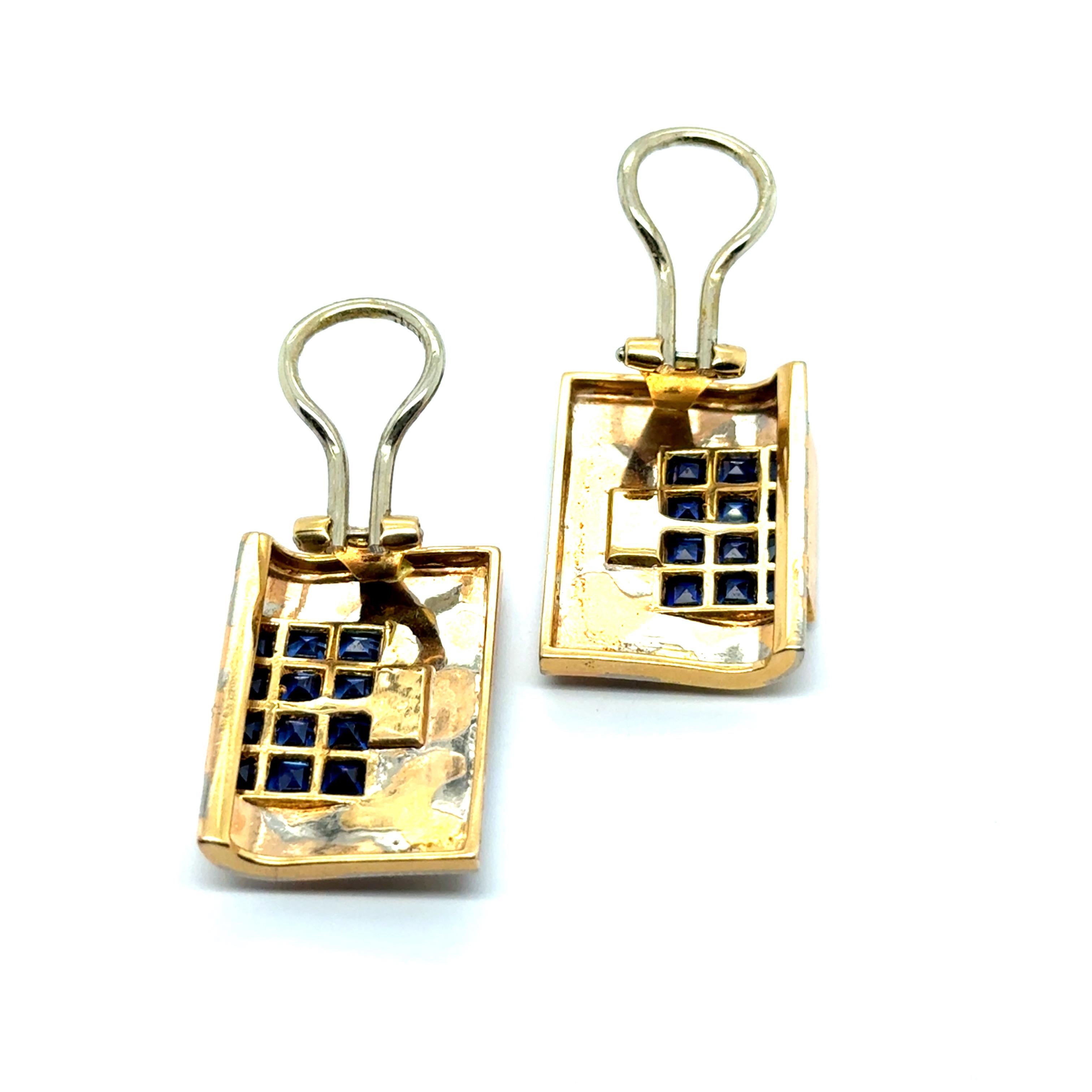 Square Cut Clip-on Earrings with Blue Sapphires in 18 Karat Yellow Gold For Sale