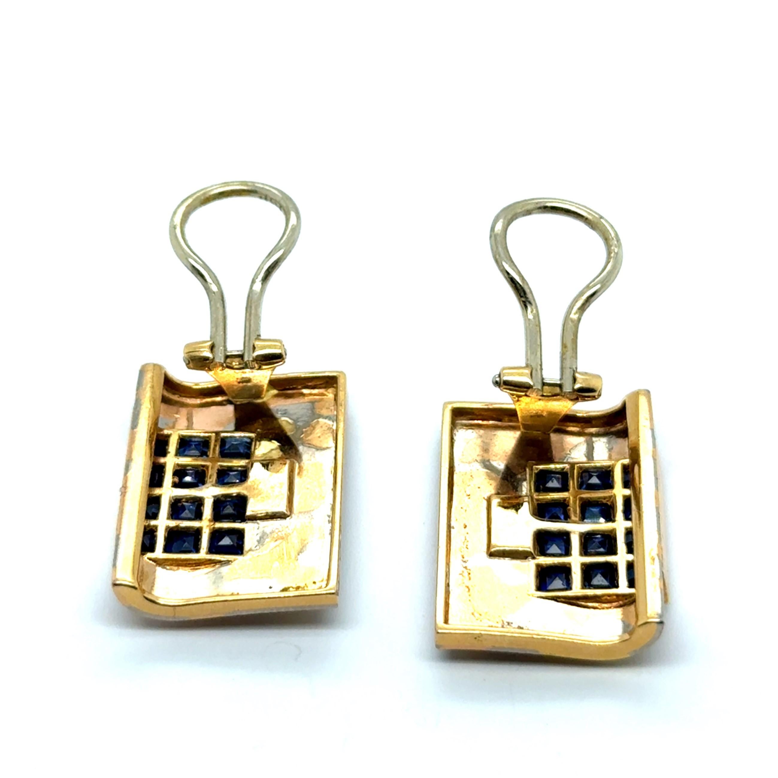 Women's or Men's Clip-on Earrings with Blue Sapphires in 18 Karat Yellow Gold For Sale