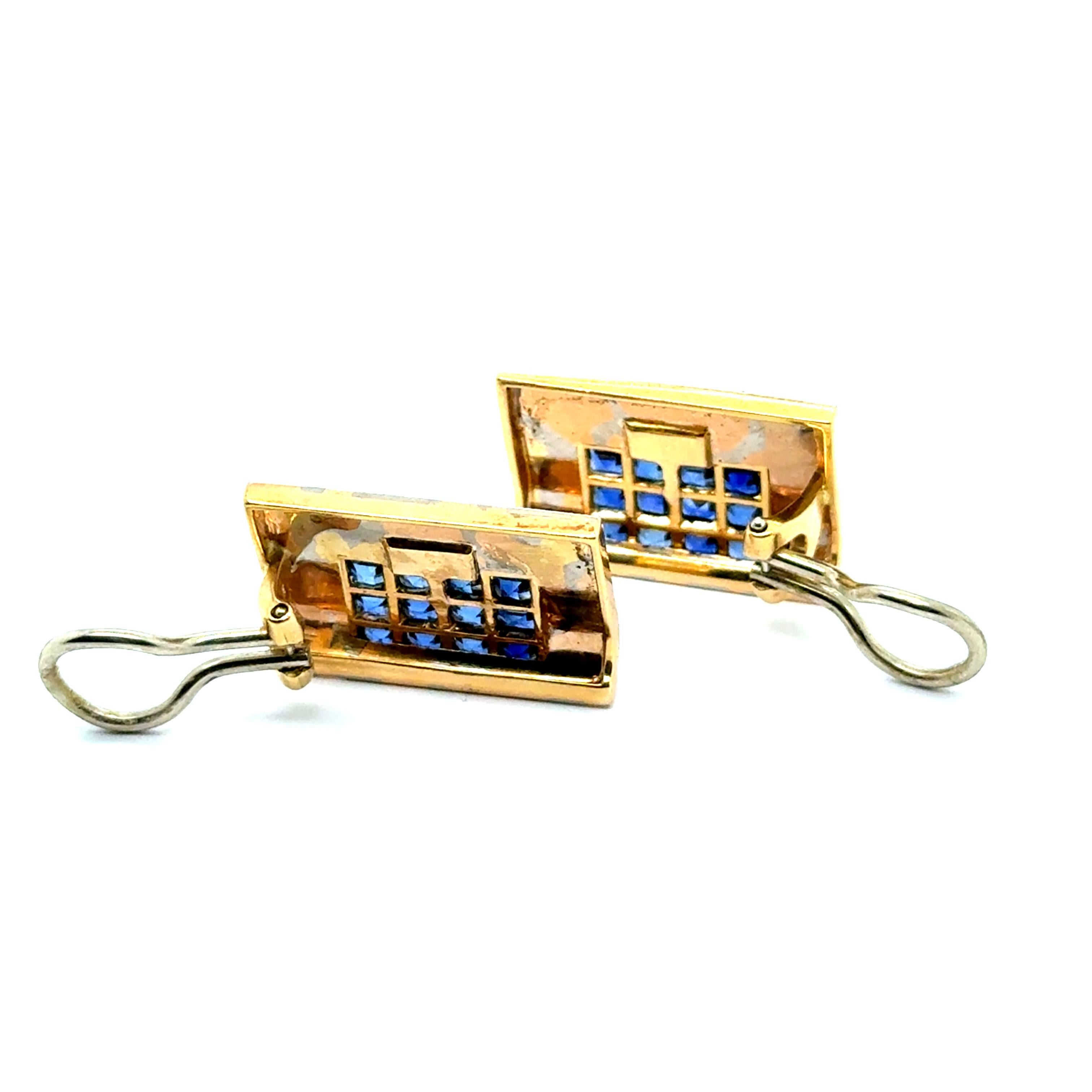 Clip-on Earrings with Blue Sapphires in 18 Karat Yellow Gold For Sale 1